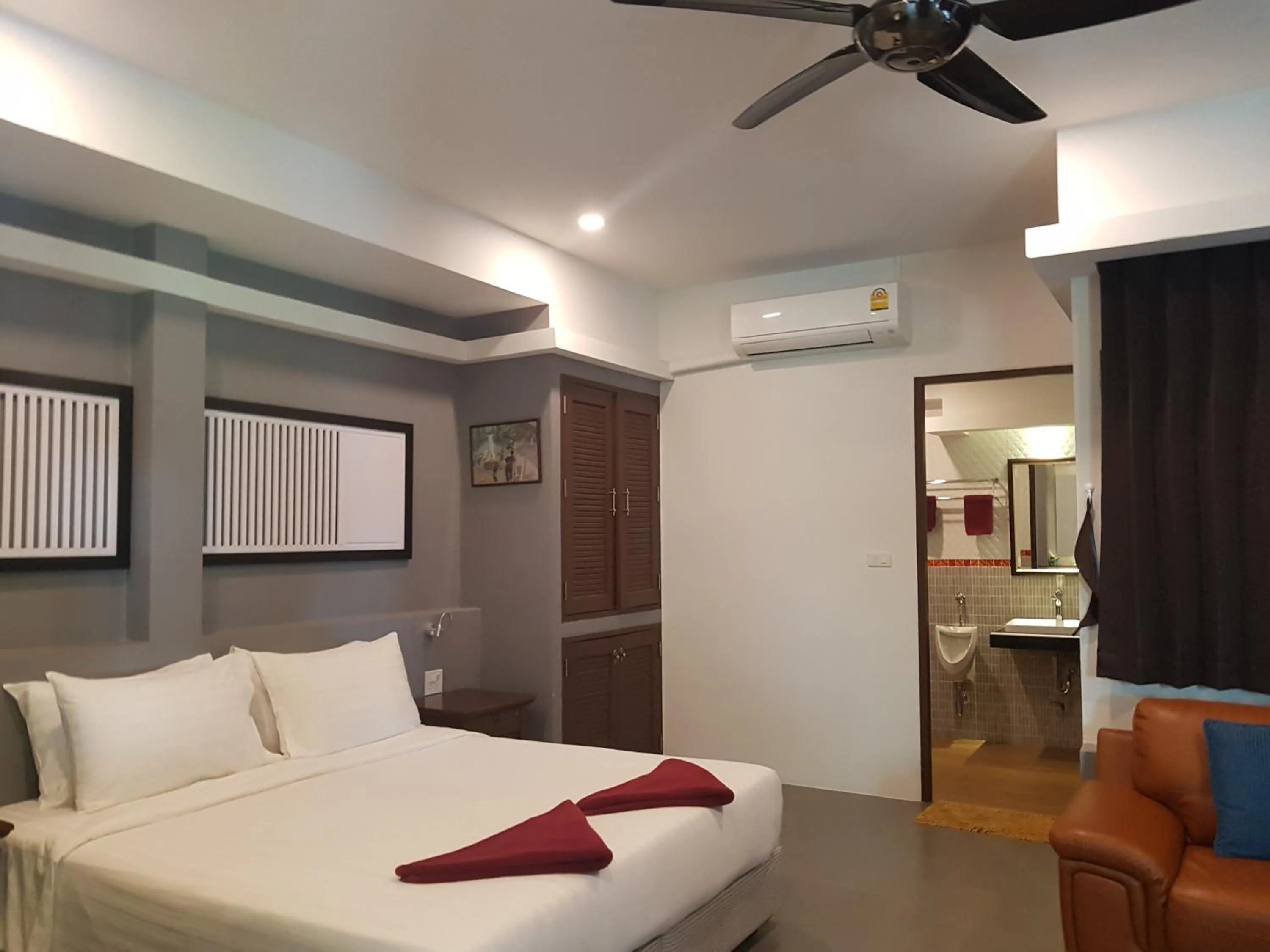 Bed in Balcony Villa