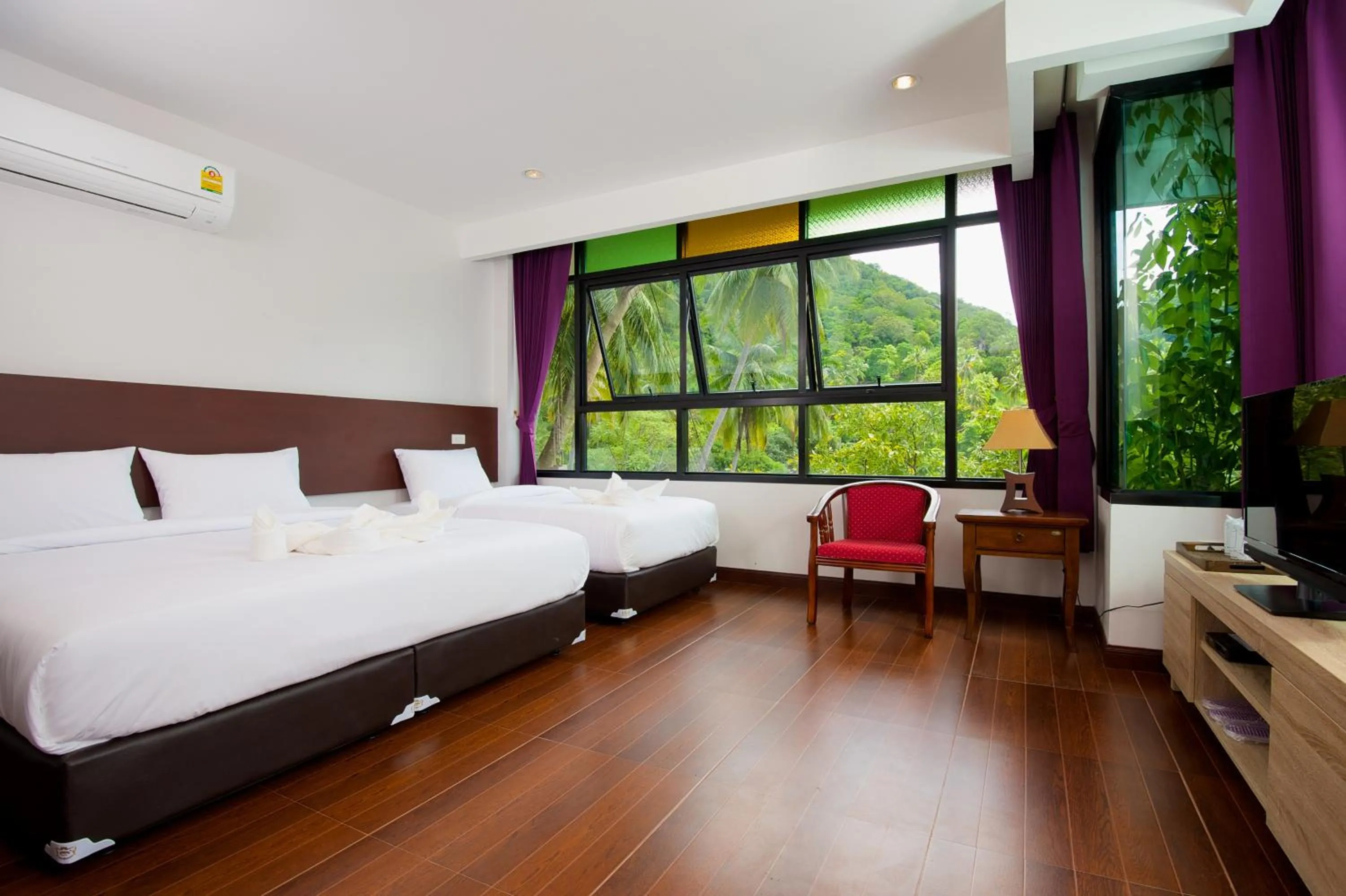 Bed in Balcony Villa