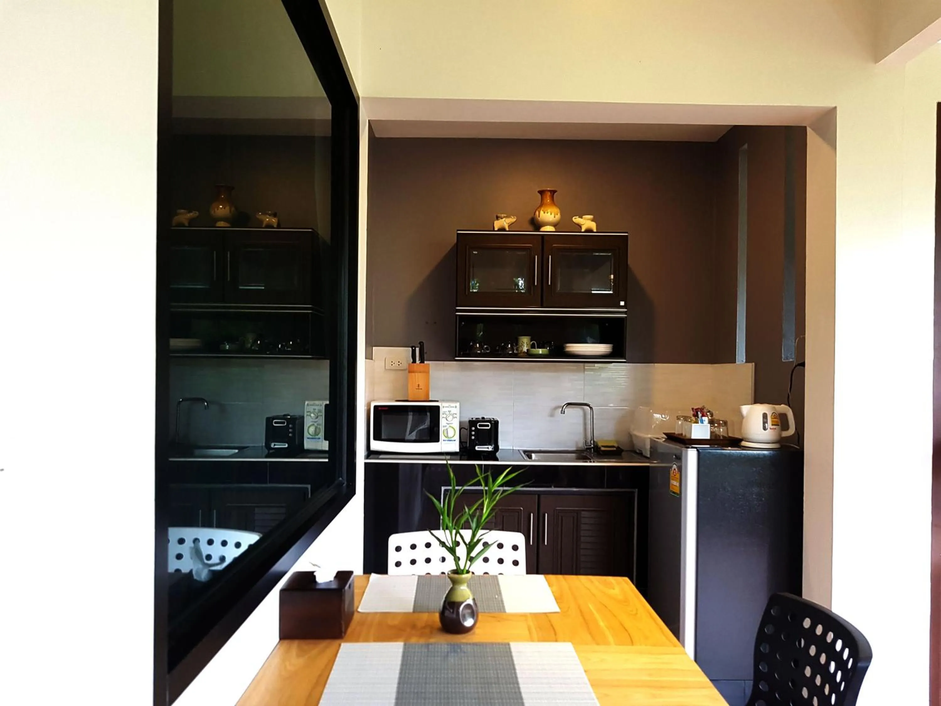 Kitchen or kitchenette in Balcony Villa