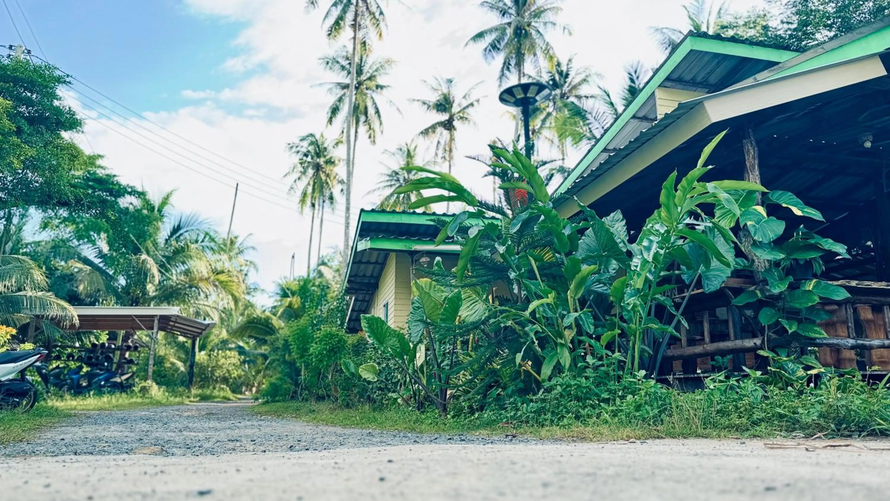 Suan Maprao Ko Kut Resort