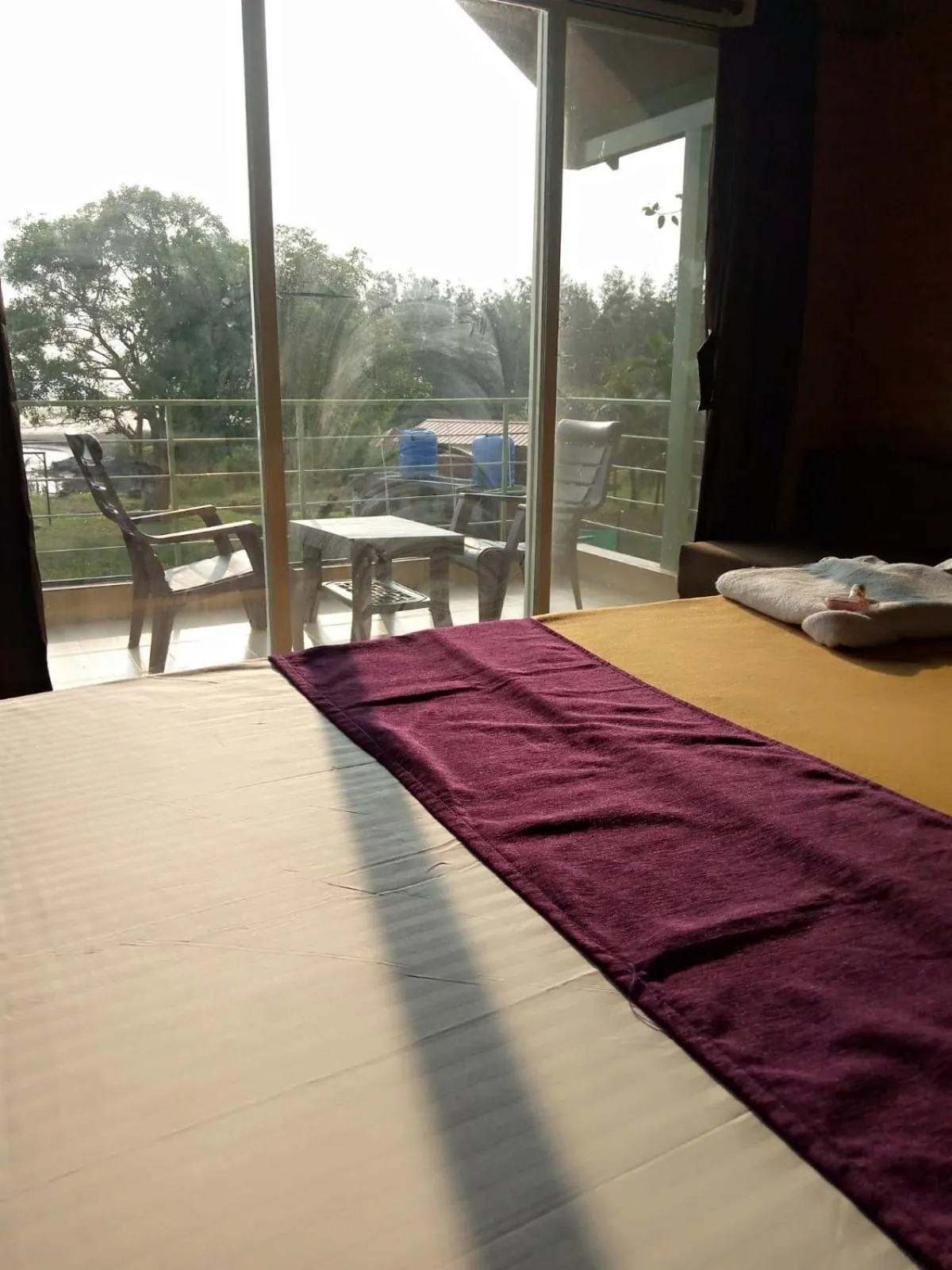 View (from property/room), Bed in Whistling Waves Beach Resort