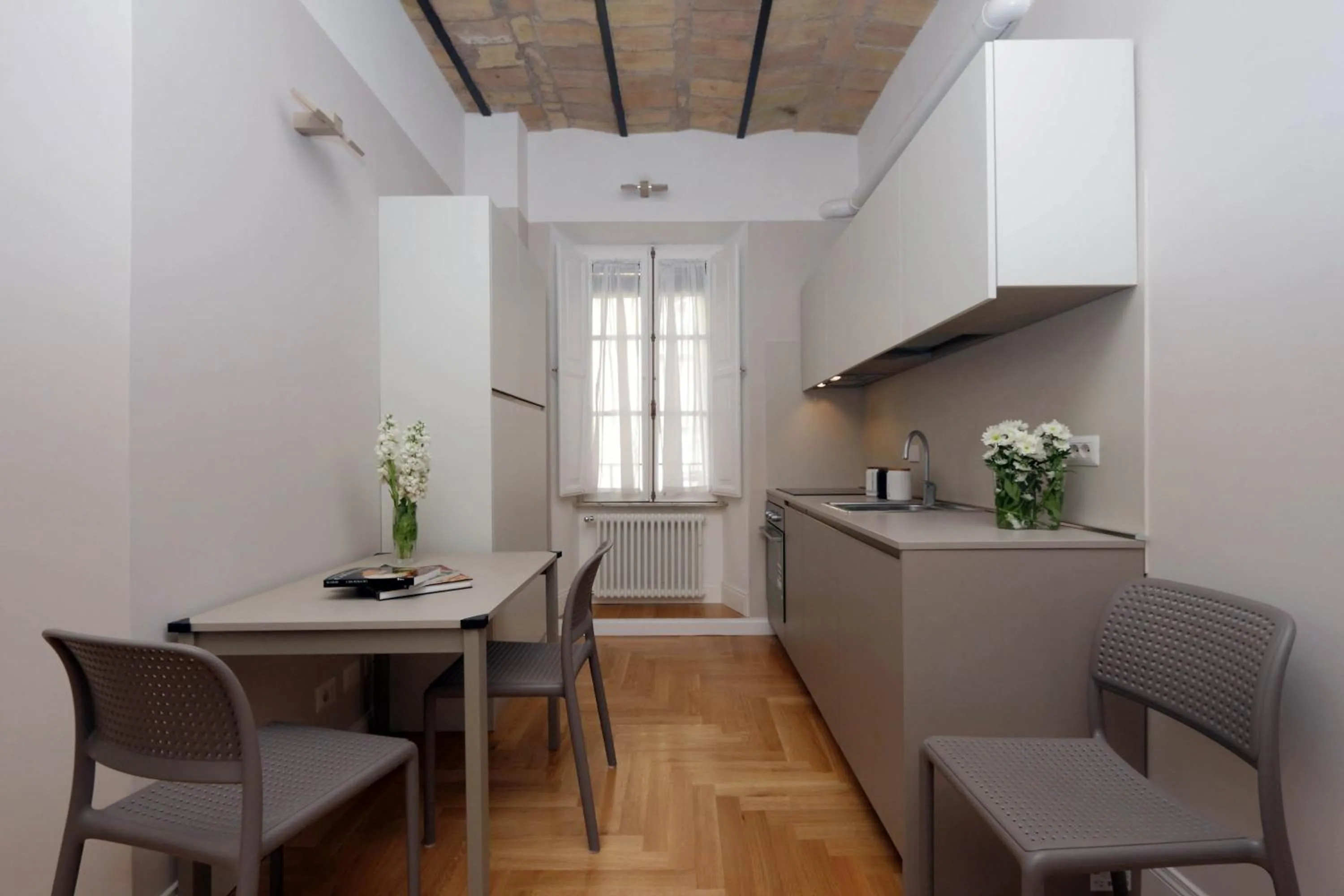 Kitchen or kitchenette in Bellezza Al Colosseo - B&B & Apts