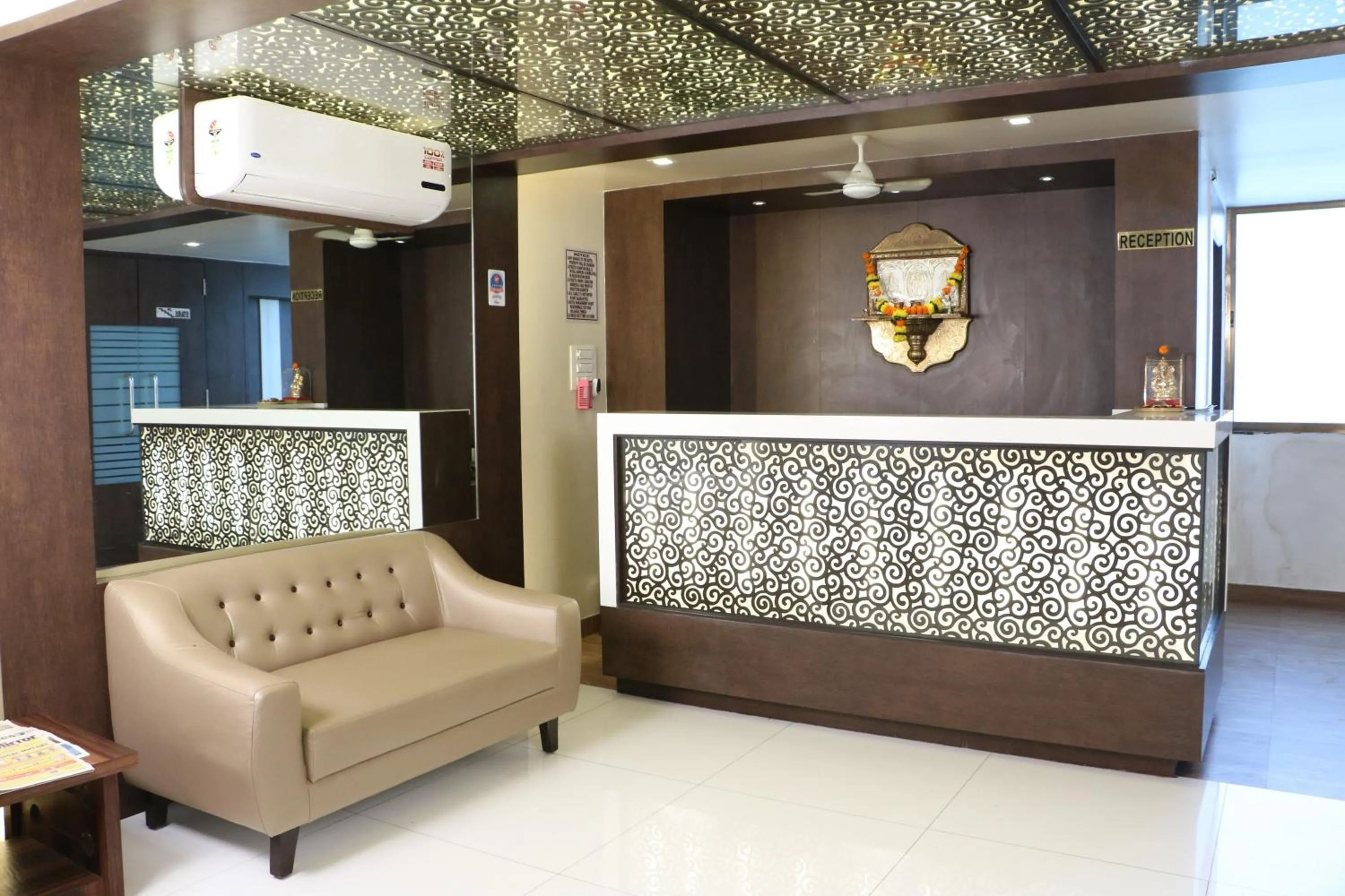 Lobby or reception in Hotel Sai Residency
