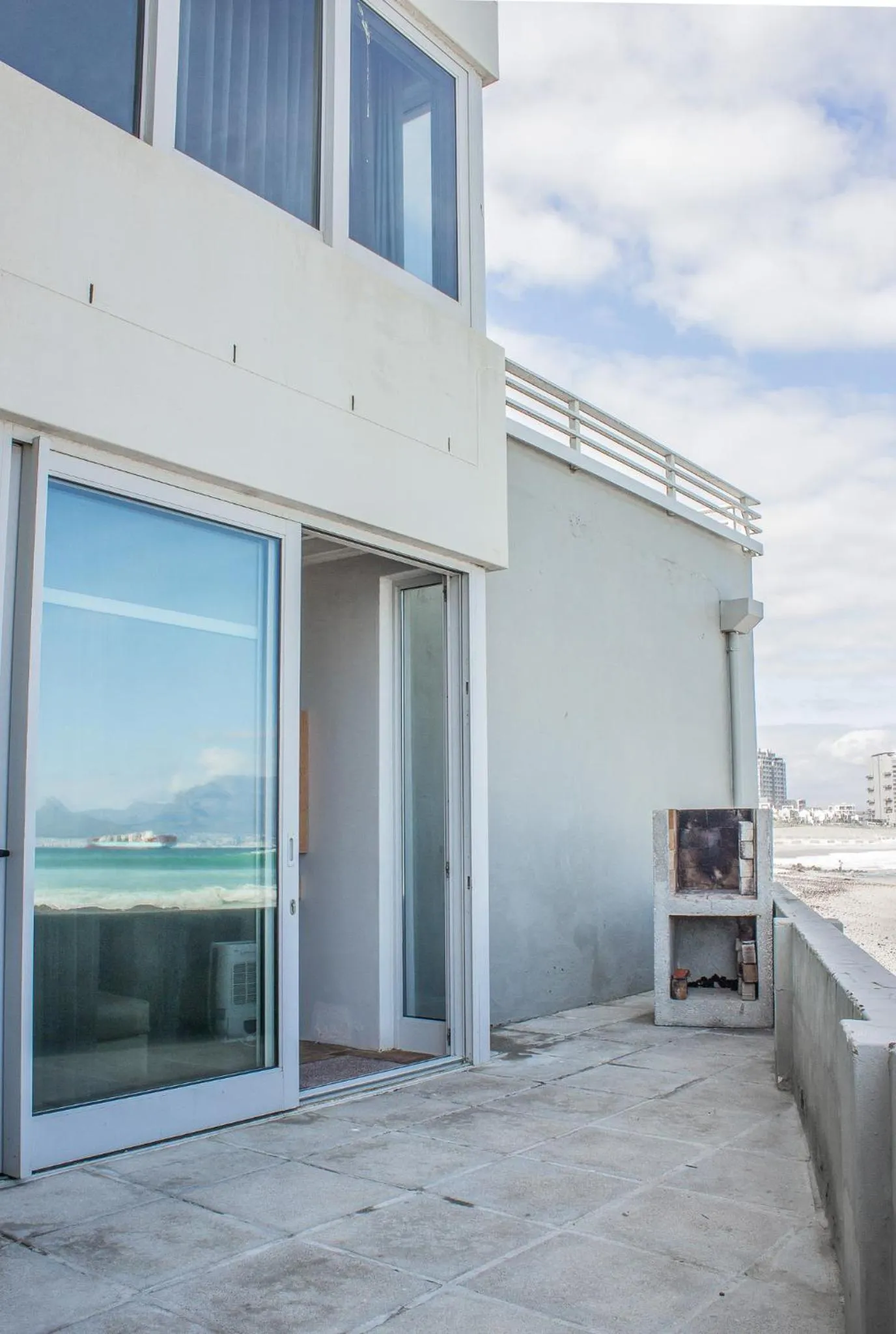 fireplace in Bokkombaai