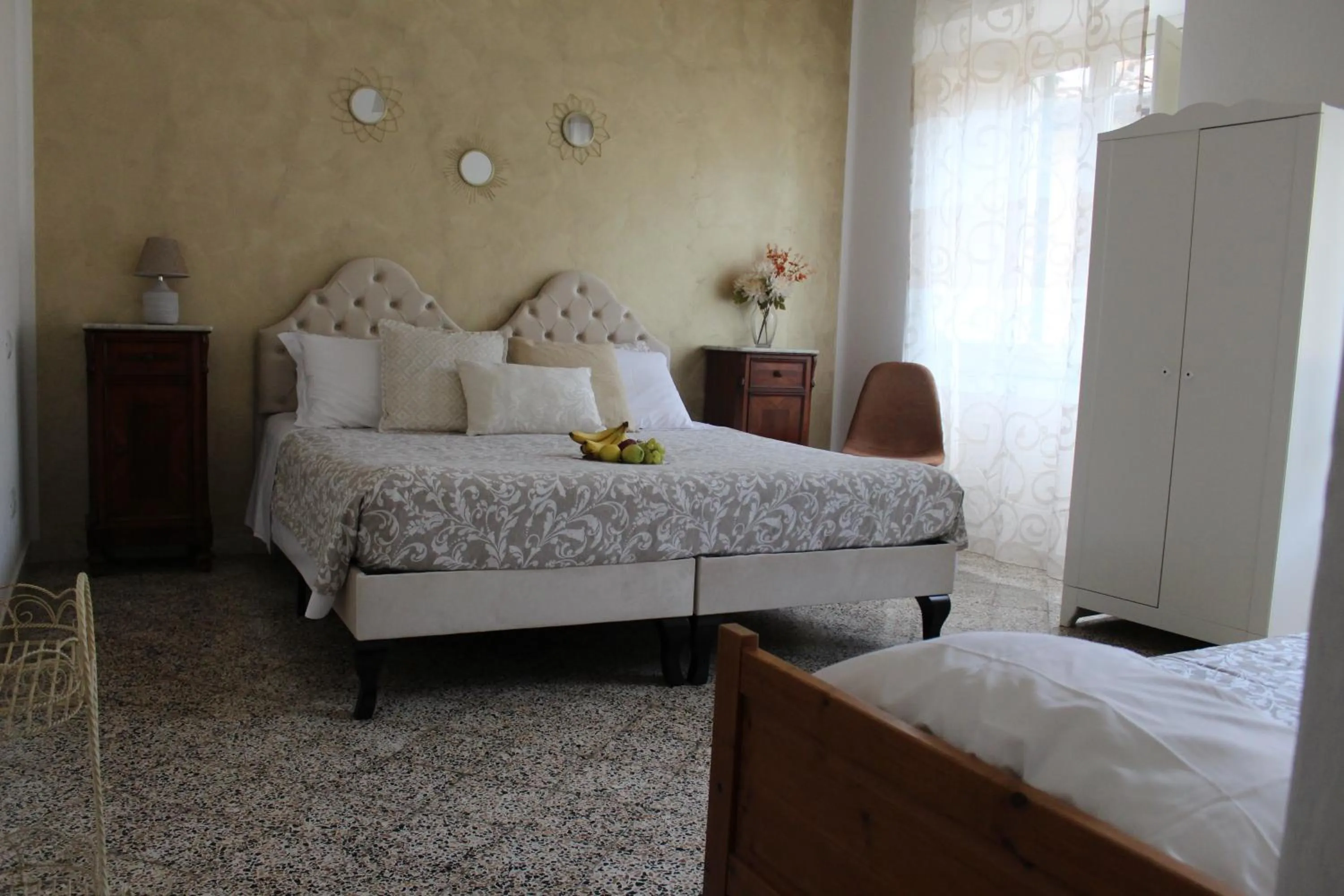 Property building, Bed in La Pieve