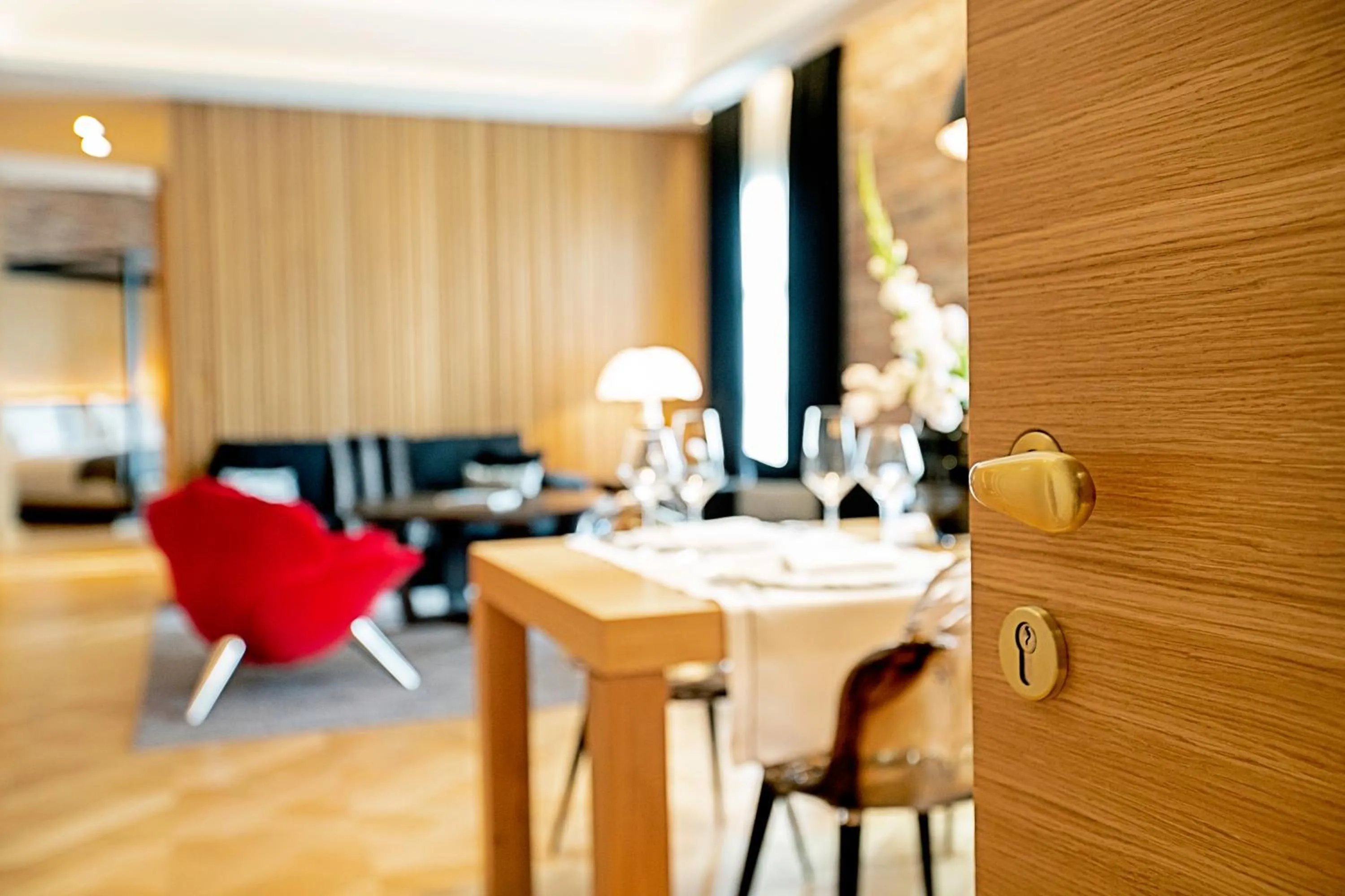 Dining area in Monument Hotel