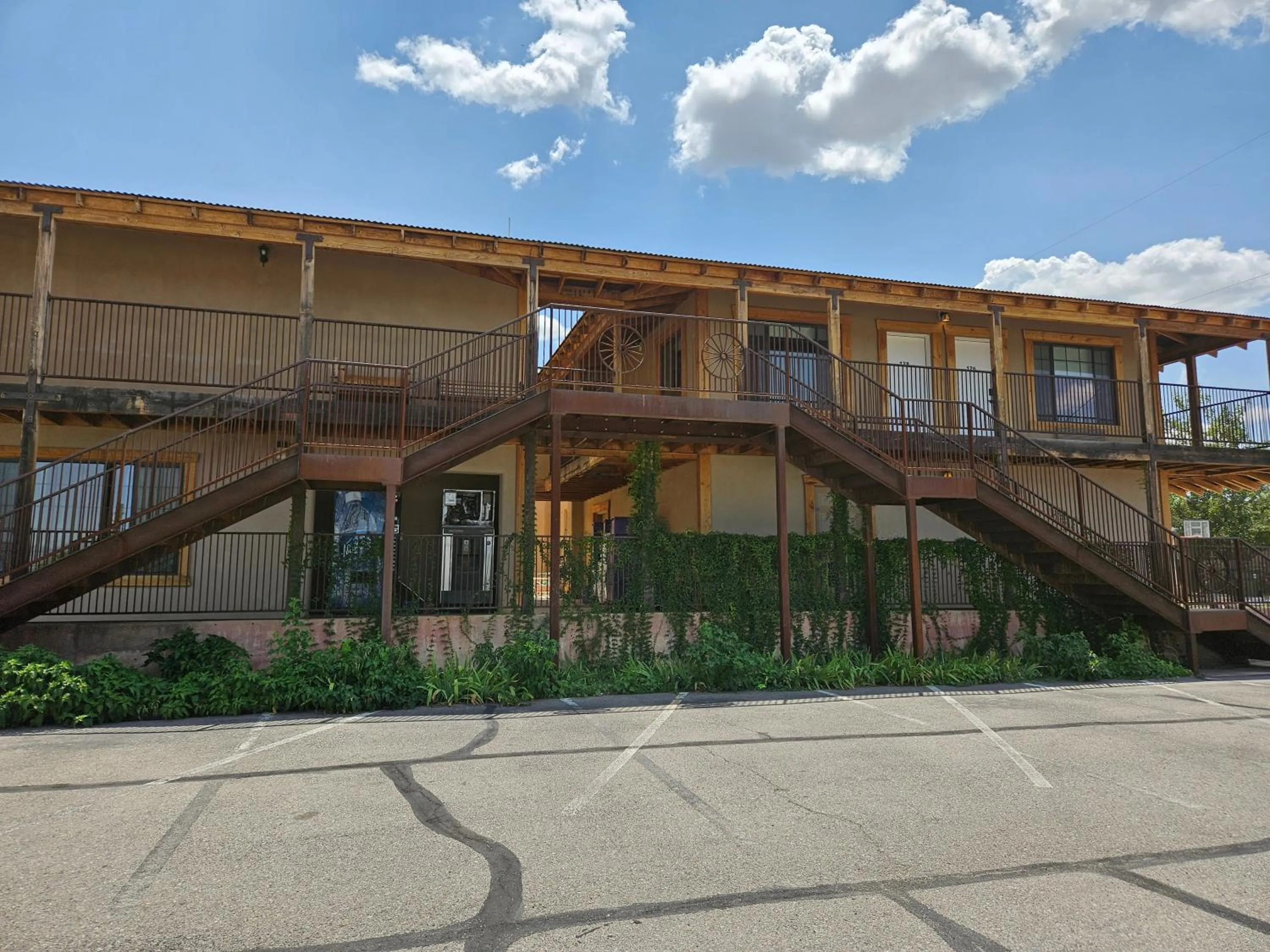 Property building in Tombstone Motel