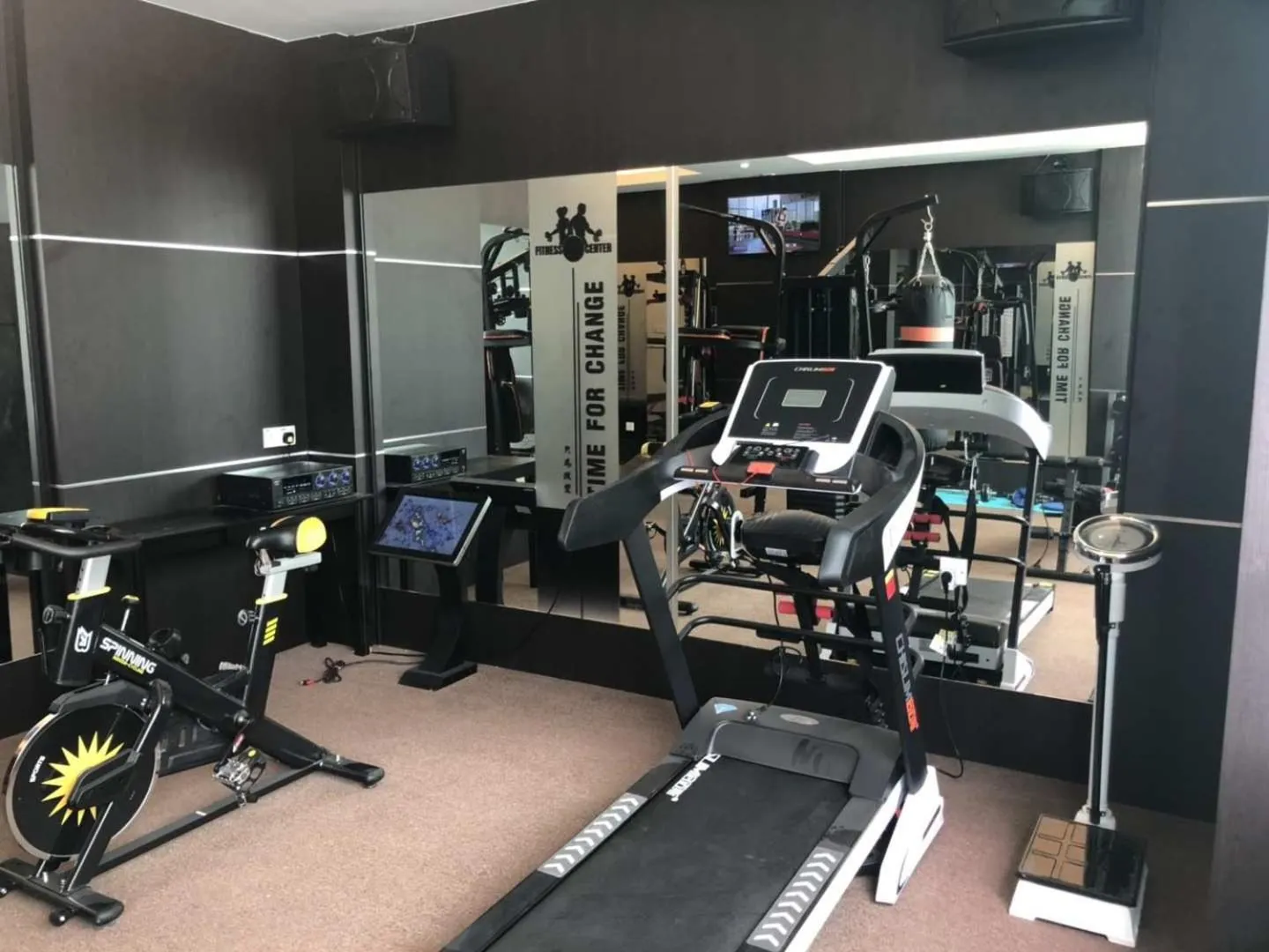 Fitness centre/facilities in Qu Lin Resident