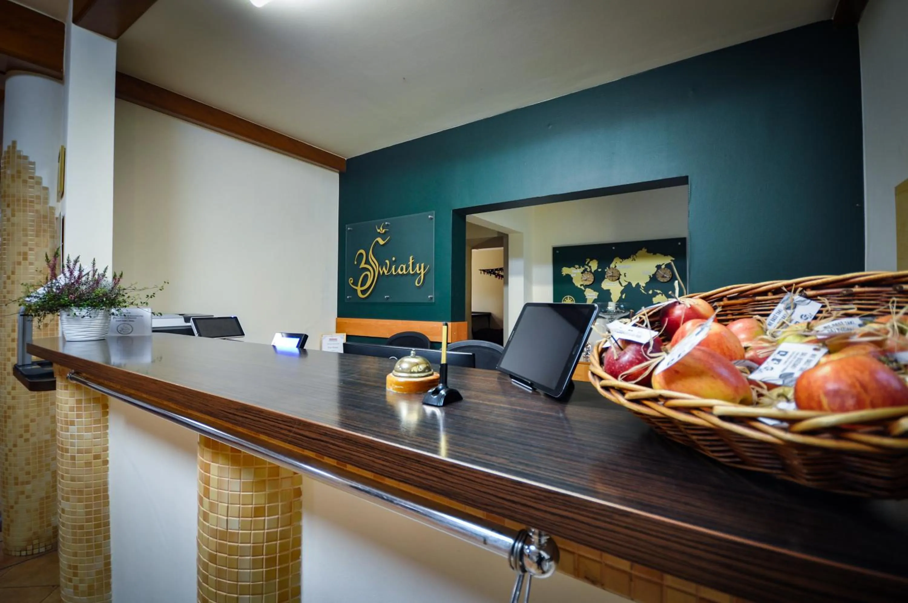 Lobby or reception in Hotel Trzy Światy Spa & Wellness Rajska WySpa