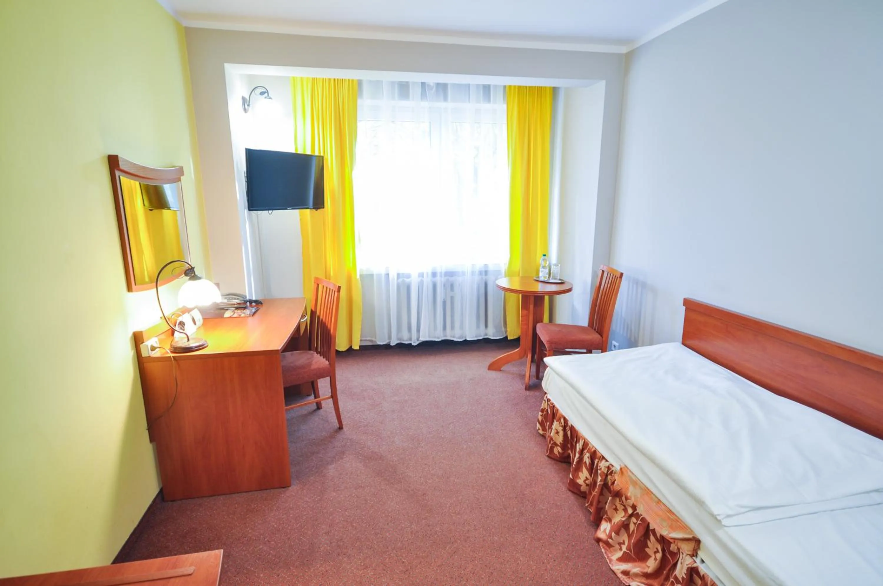 Photo of the whole room, Bed in Hotel Trzy Światy Spa & Wellness Rajska WySpa