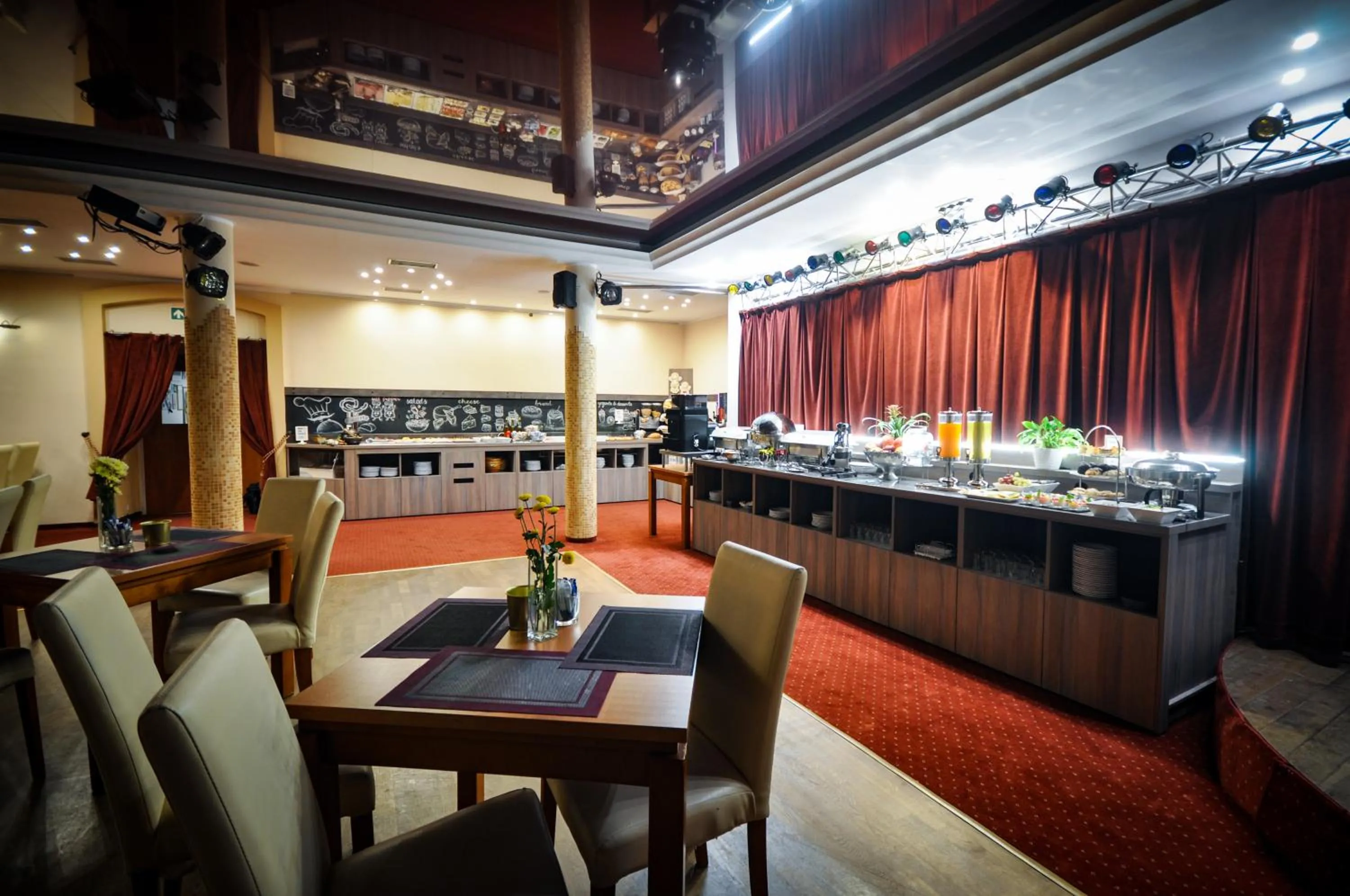 Restaurant/places to eat in Hotel Trzy Światy Spa & Wellness Rajska WySpa