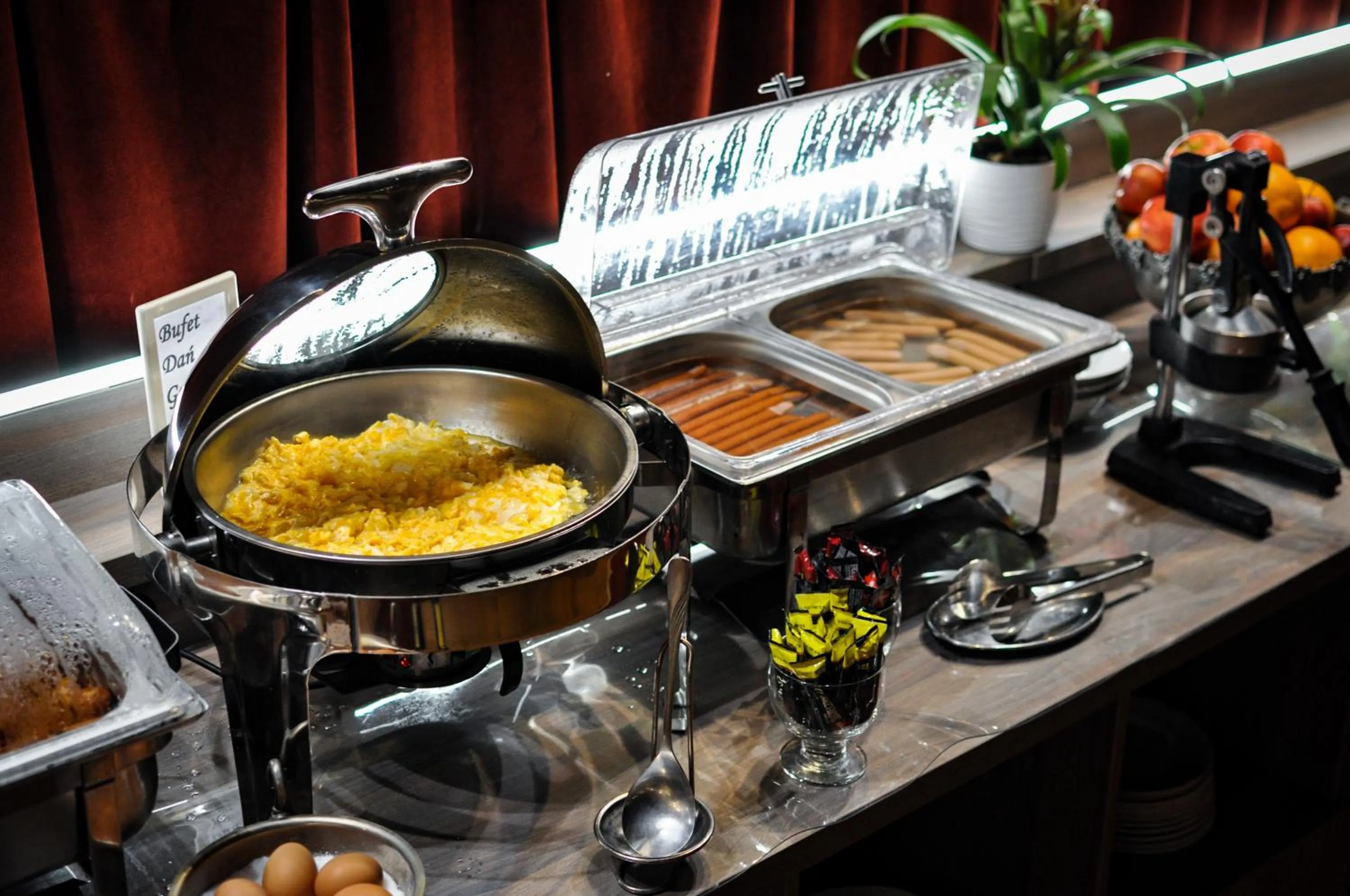 Food and drinks in Hotel Trzy Światy Spa & Wellness Rajska WySpa