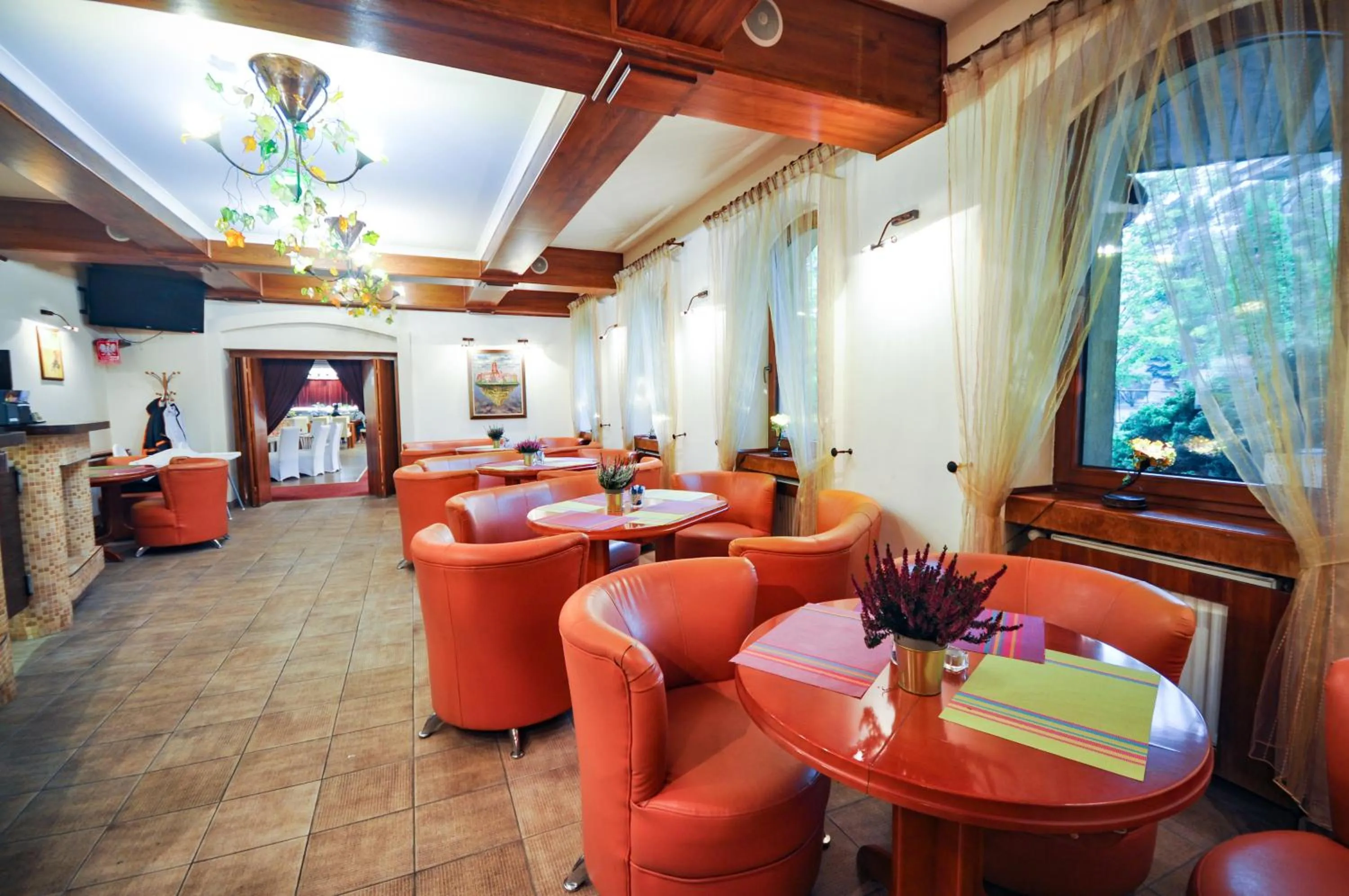 Restaurant/places to eat in Hotel Trzy Światy Spa & Wellness Rajska WySpa