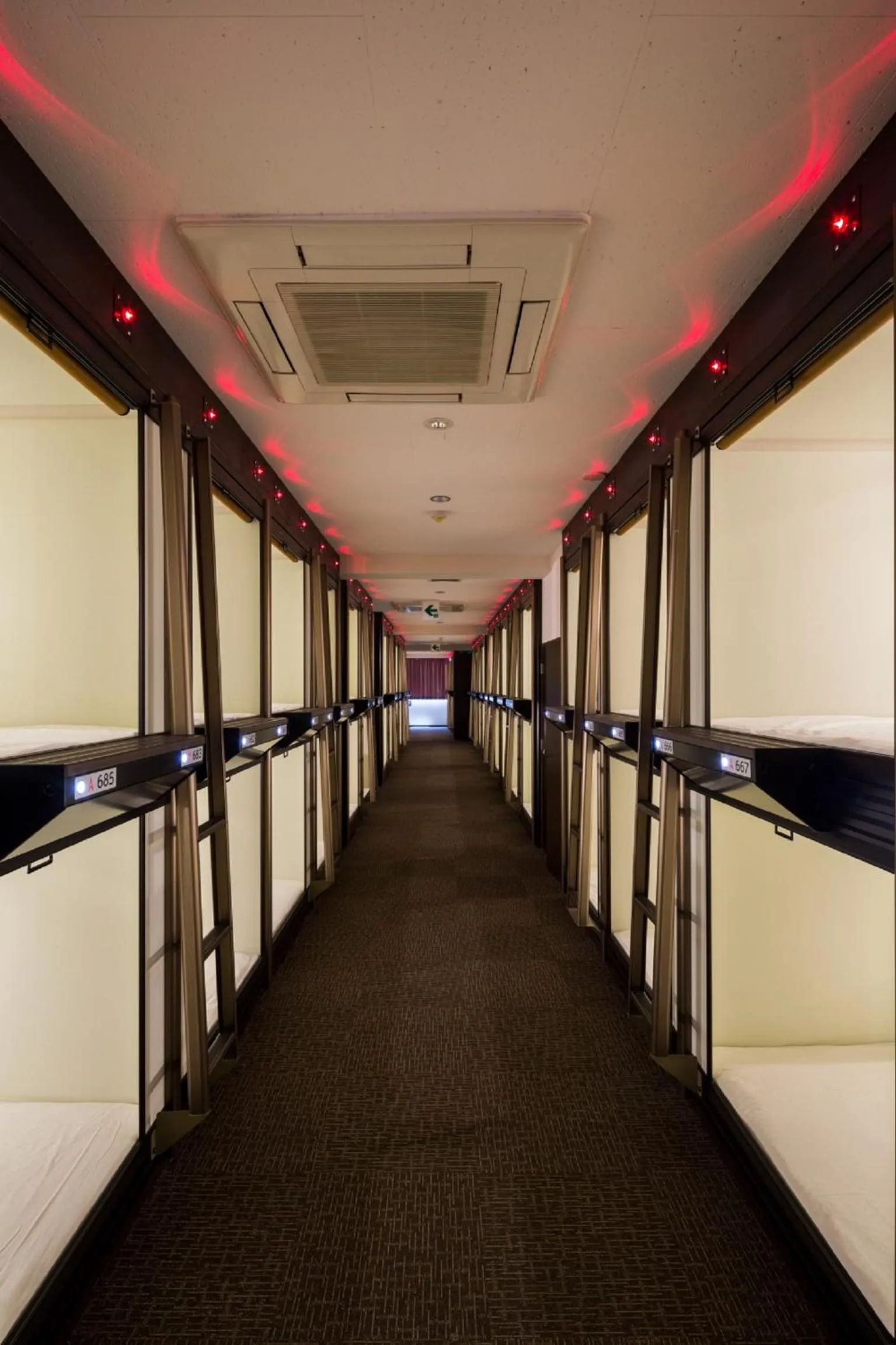 Bed in Capsule Hotel Cube Hiroshima