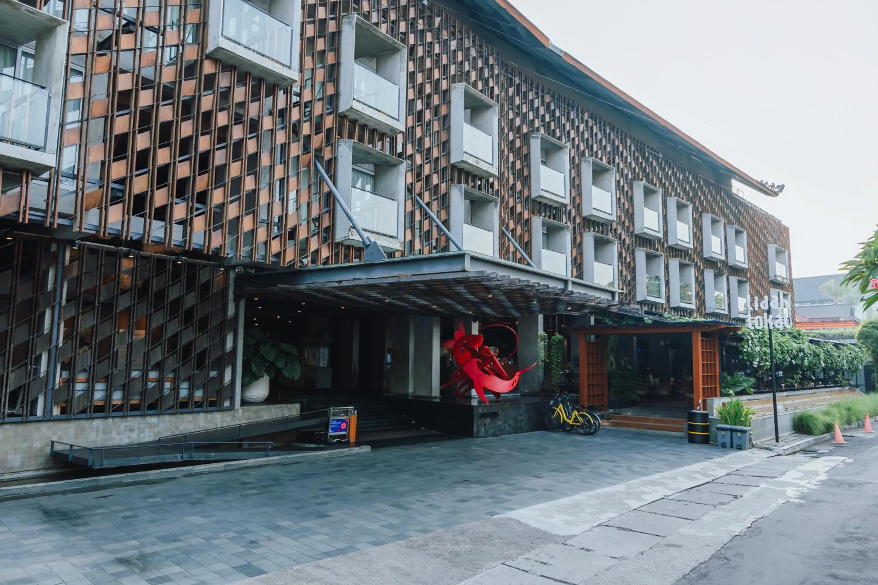 Property building in ARTOTEL Sanur Bali