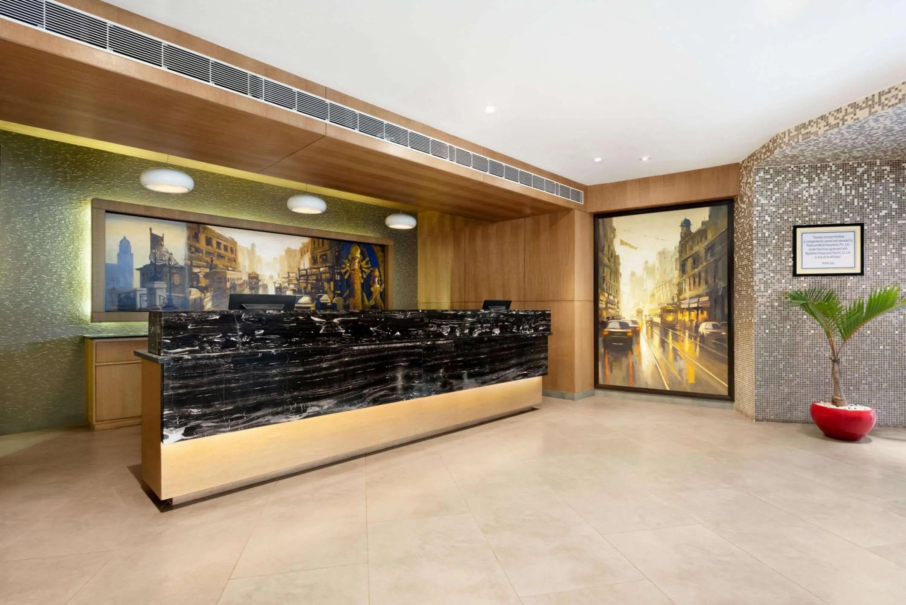 Lobby or reception in Howard Johnson by Wyndham, Kolkata Airport