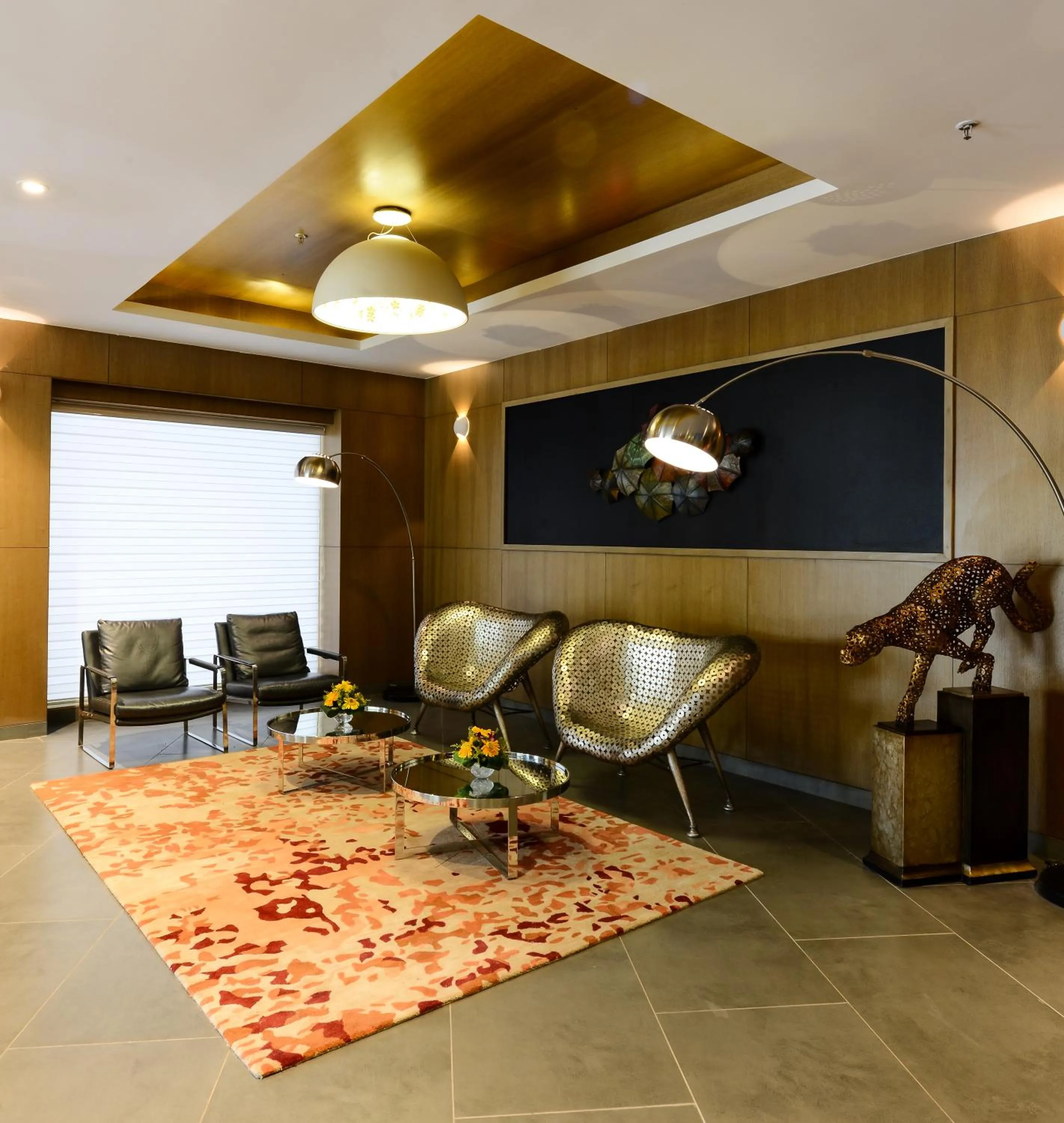 Lobby or reception in Howard Johnson by Wyndham, Kolkata Airport