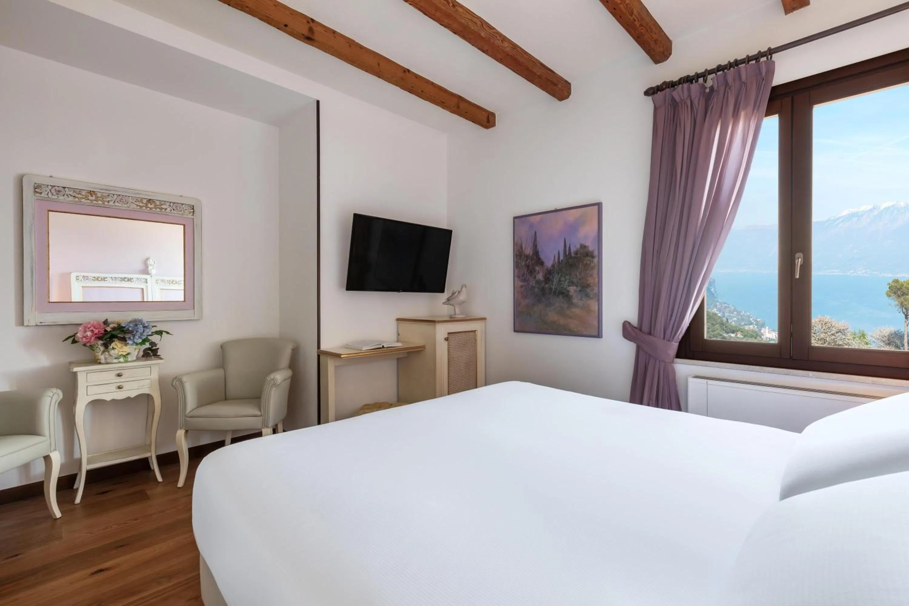 Photo of the whole room, Bed in Boutique Hotel Villa Sostaga