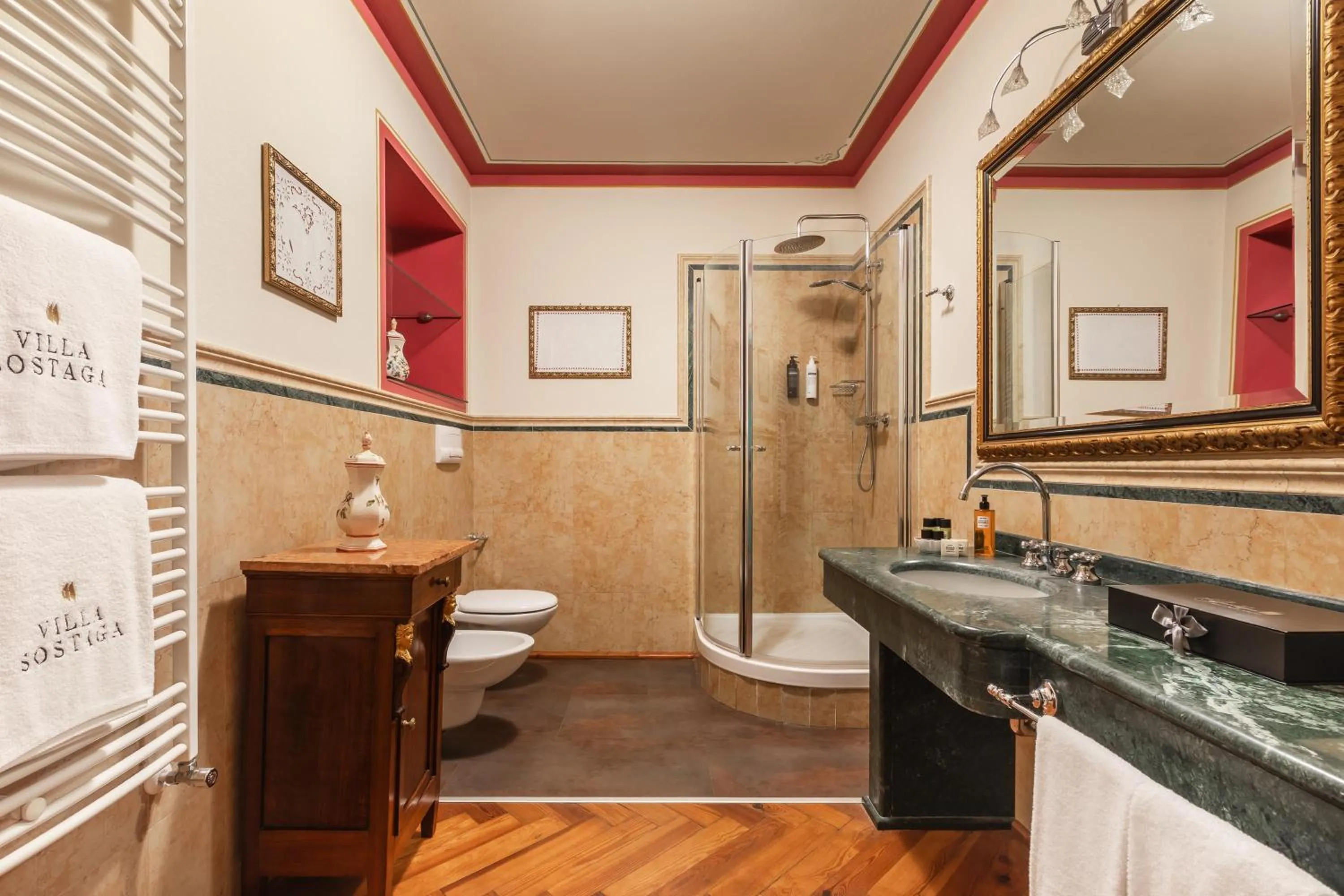 Bathroom in Boutique Hotel Villa Sostaga