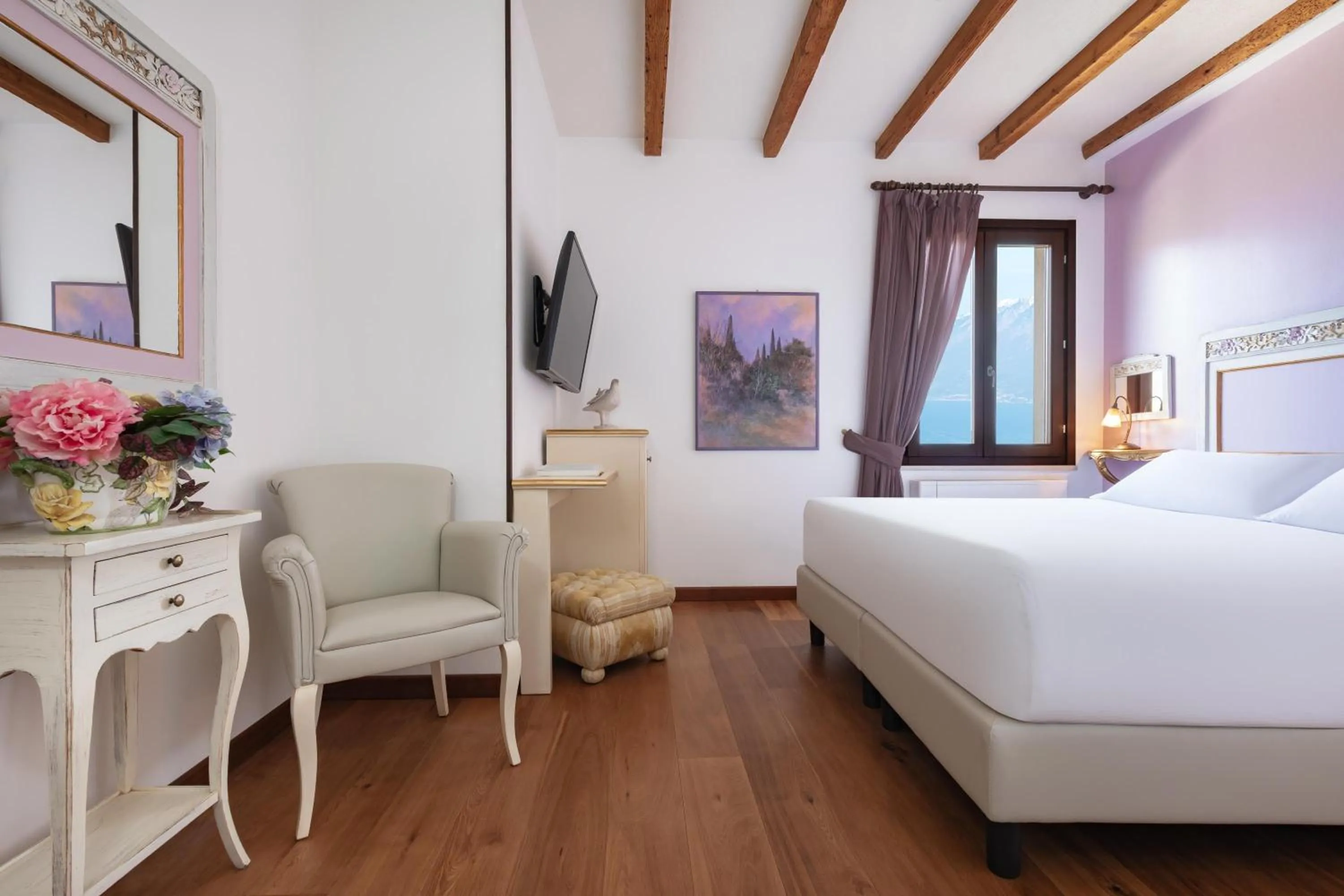Photo of the whole room, Bed in Boutique Hotel Villa Sostaga