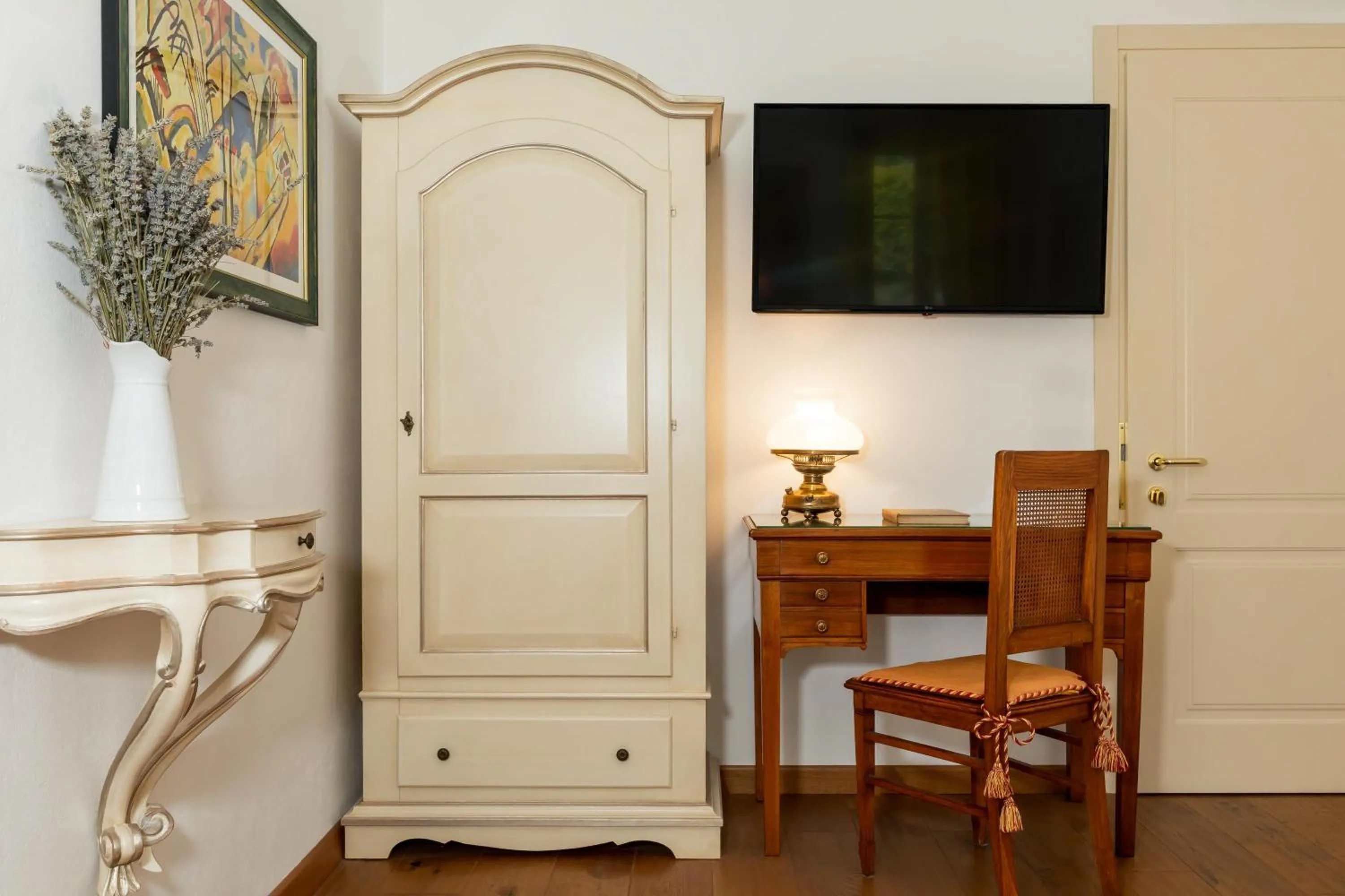 Photo of the whole room in Boutique Hotel Villa Sostaga