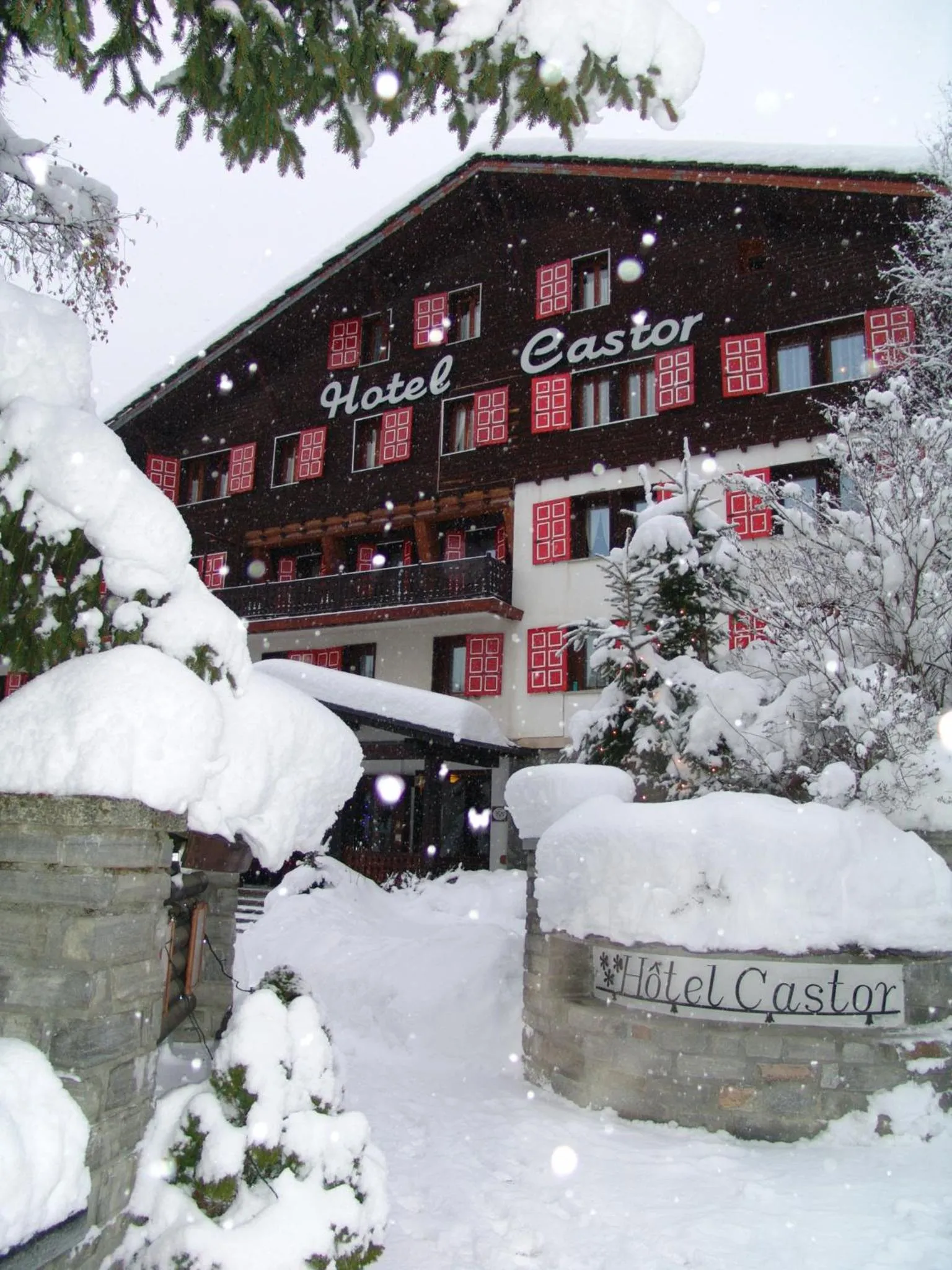 Facade/entrance in Hotel Castor