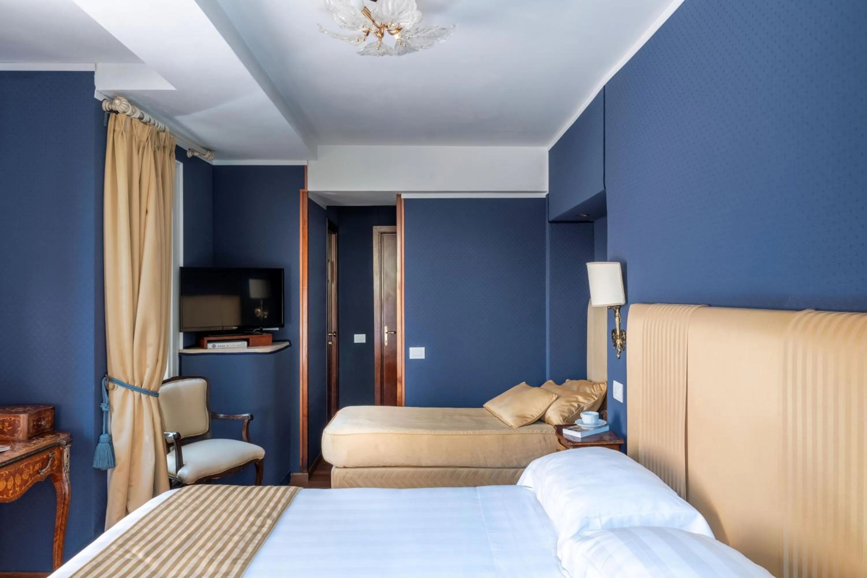 Bedroom, Bed in Hotel Scalinata Di Spagna