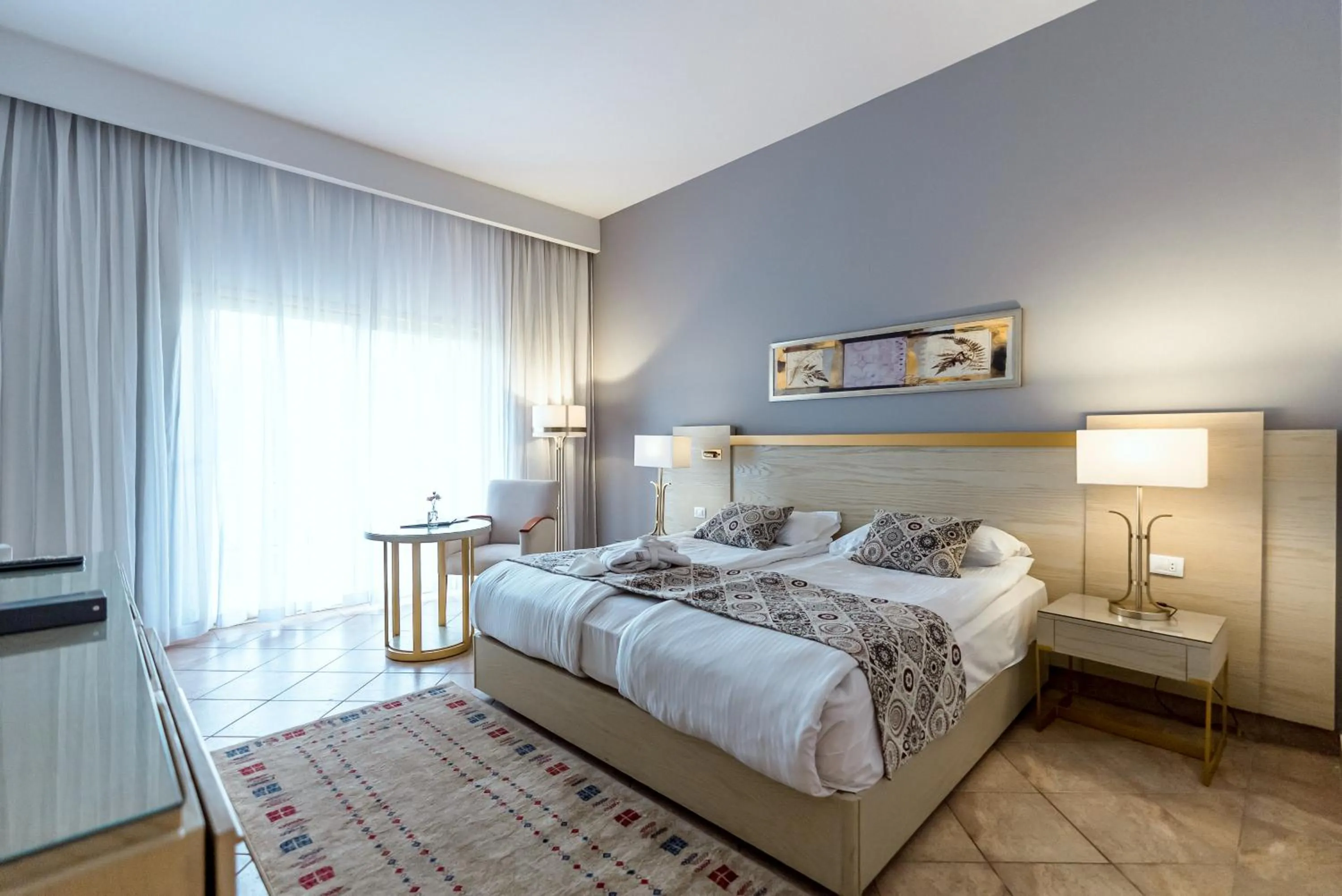 Bedroom, Bed in Swiss Inn Pyramids Golf Resort