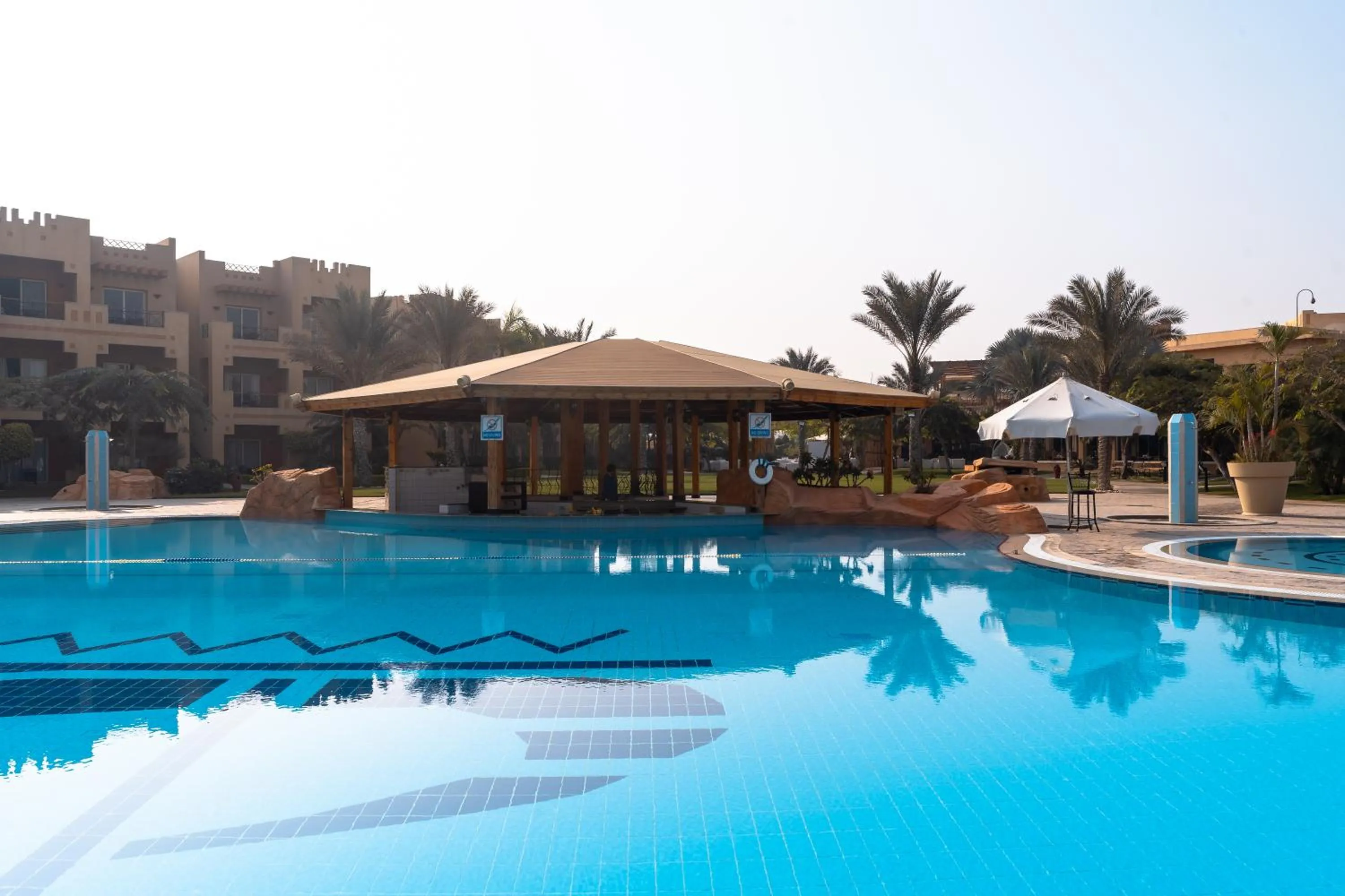 Swimming pool in Swiss Inn Pyramids Golf Resort