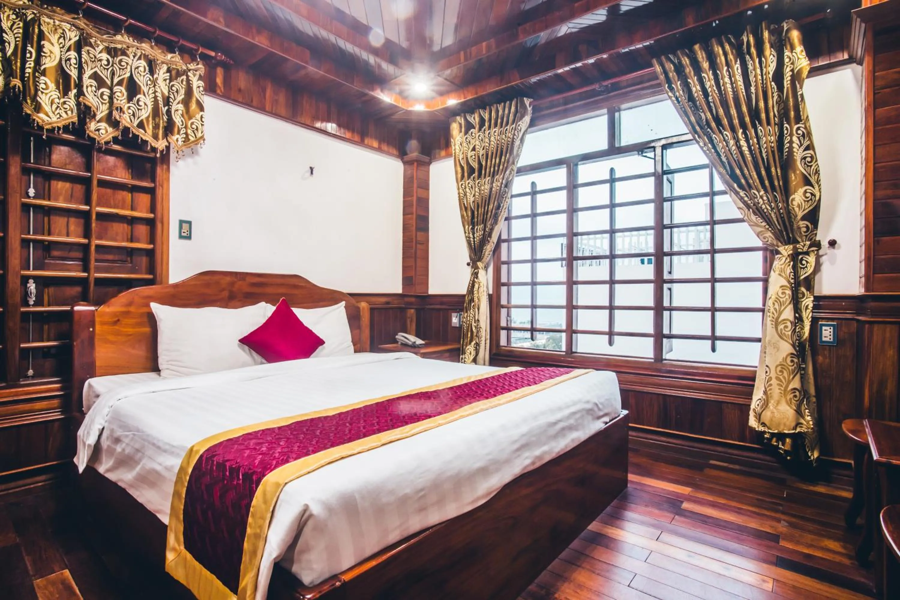 Bedroom, Bed in San San Hotel Da Nang