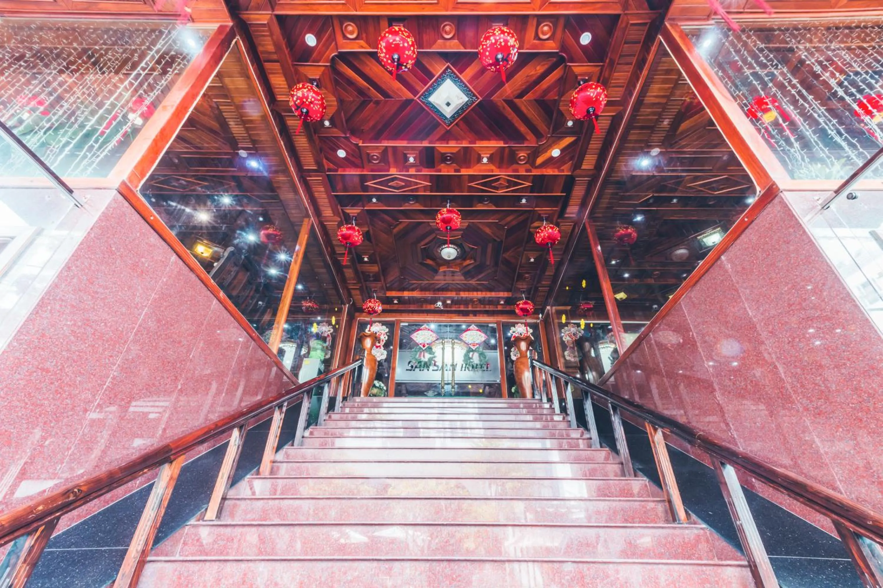 Patio in San San Hotel Da Nang