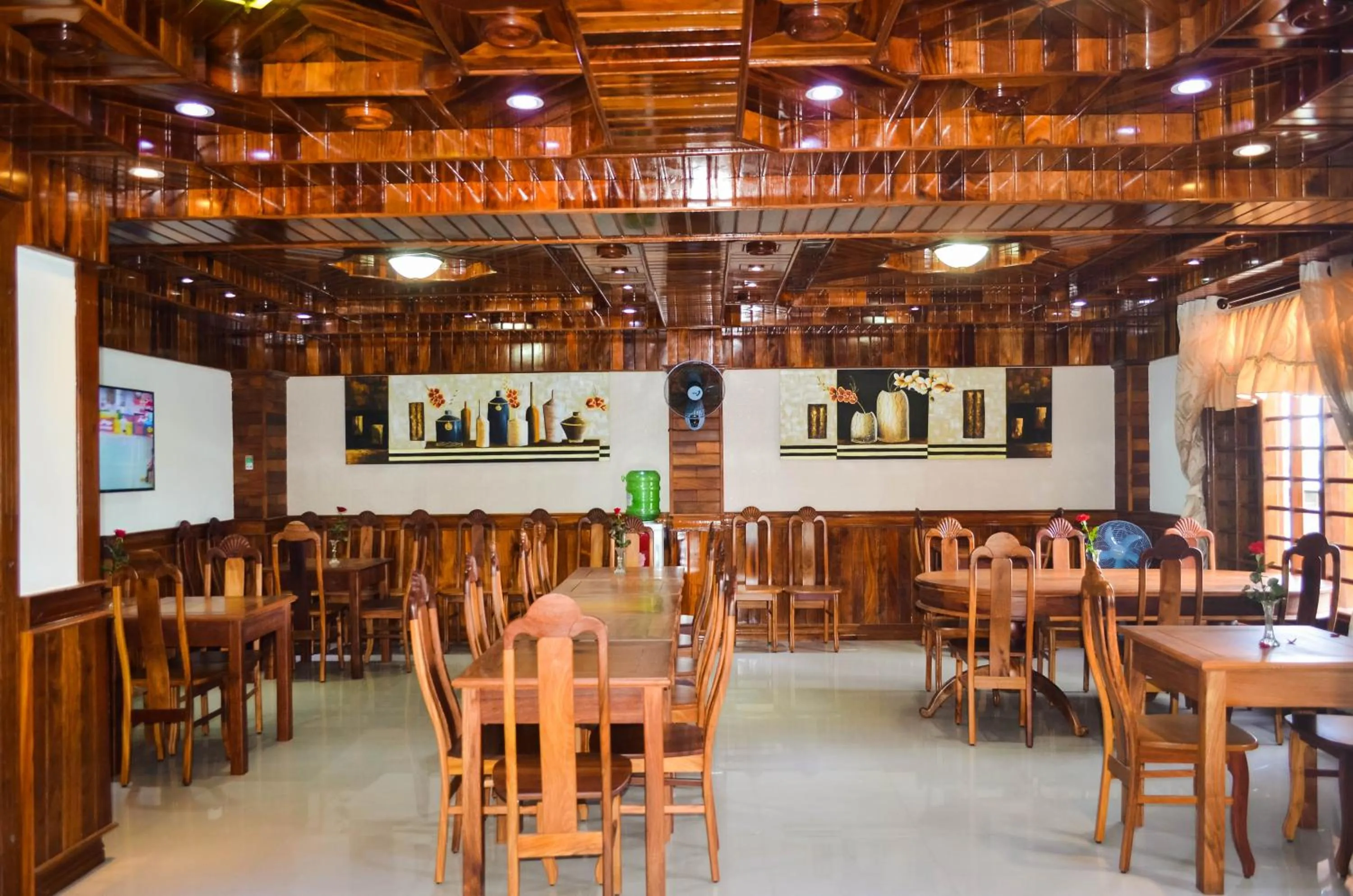 Restaurant/places to eat in San San Hotel Da Nang