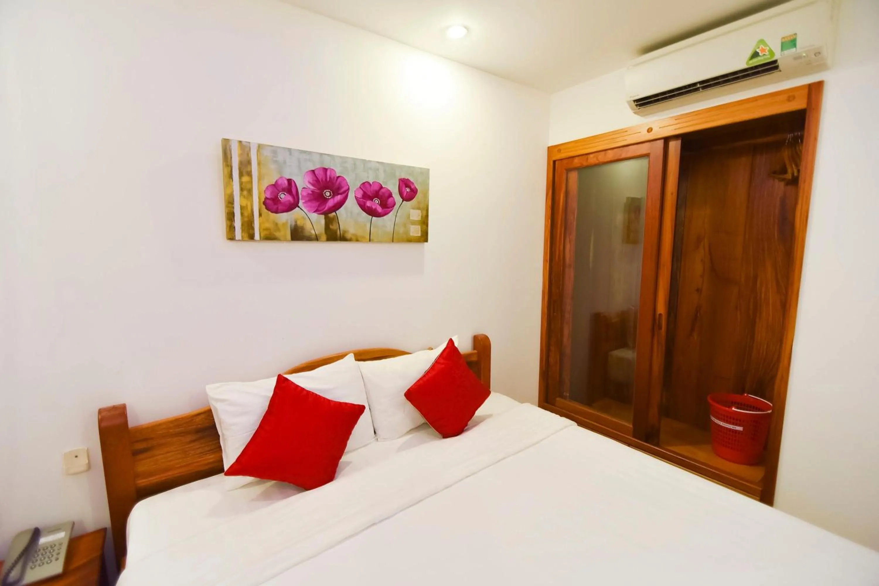 Bedroom, Bed in San San Hotel Da Nang