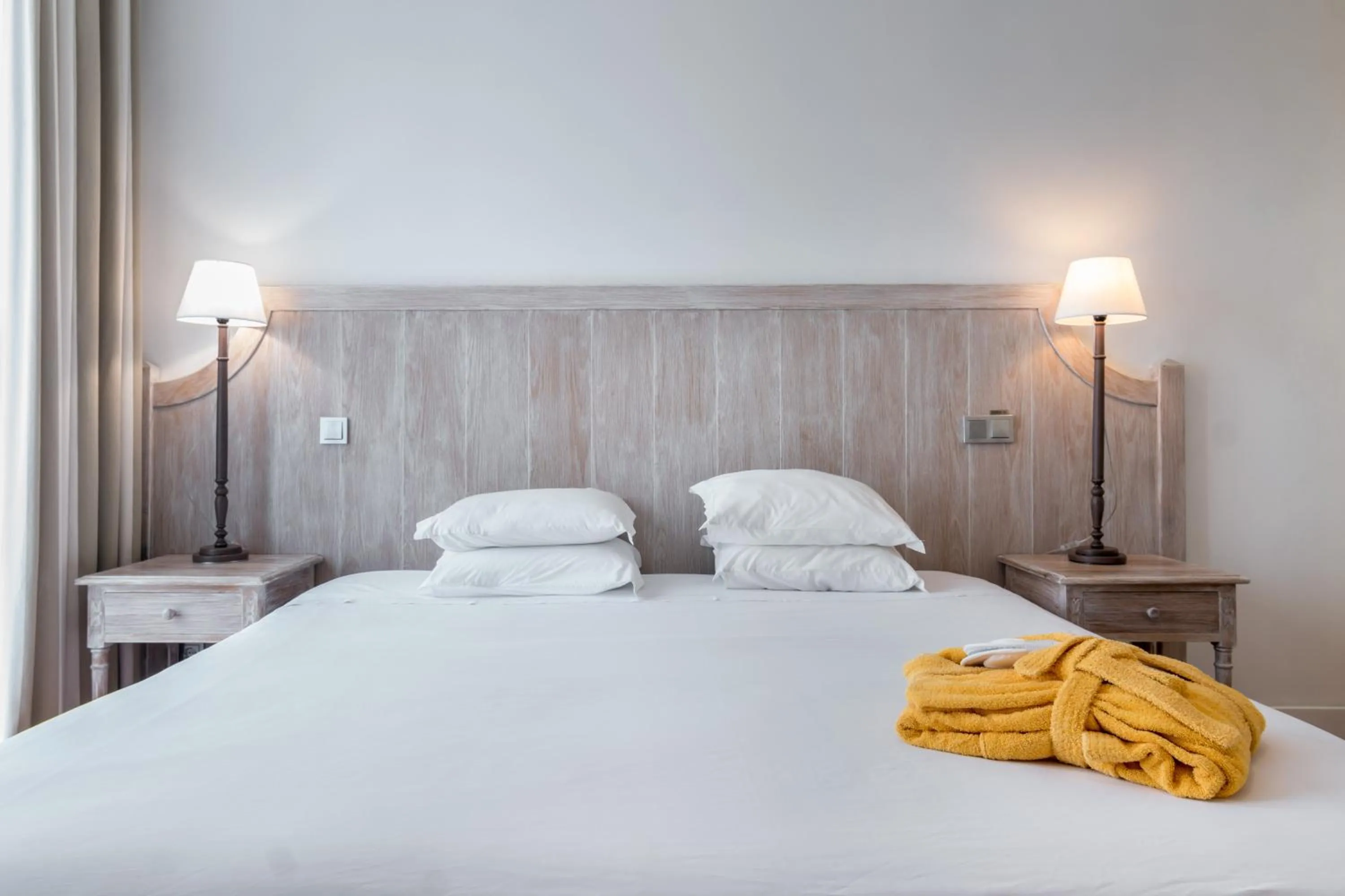 Bedroom, Bed in Casa do Médico de São Rafael