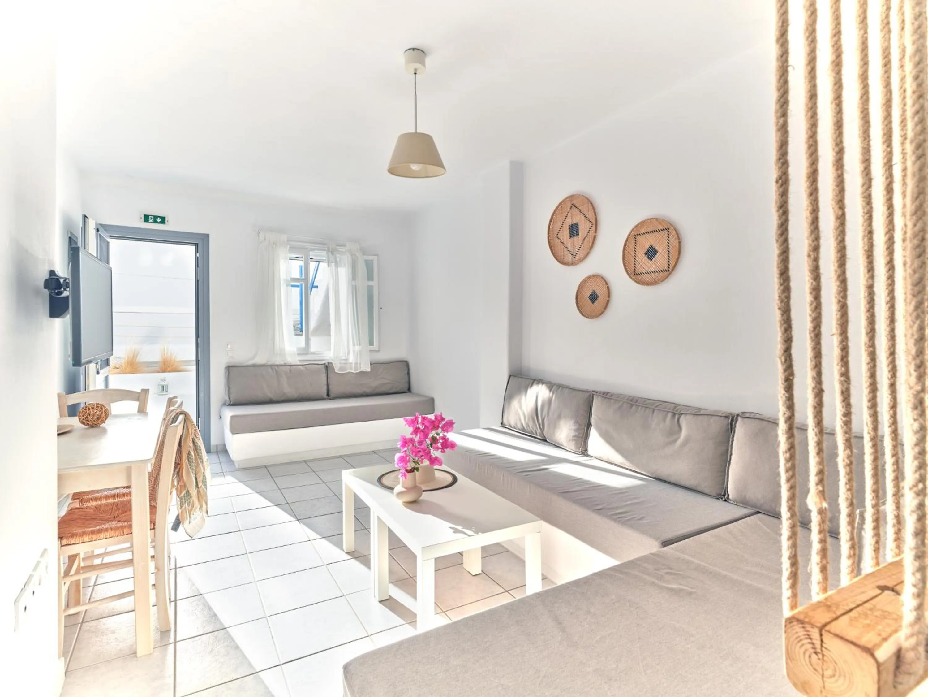 Living room in Cleopatra Seaside Homes, Logaras, Paros