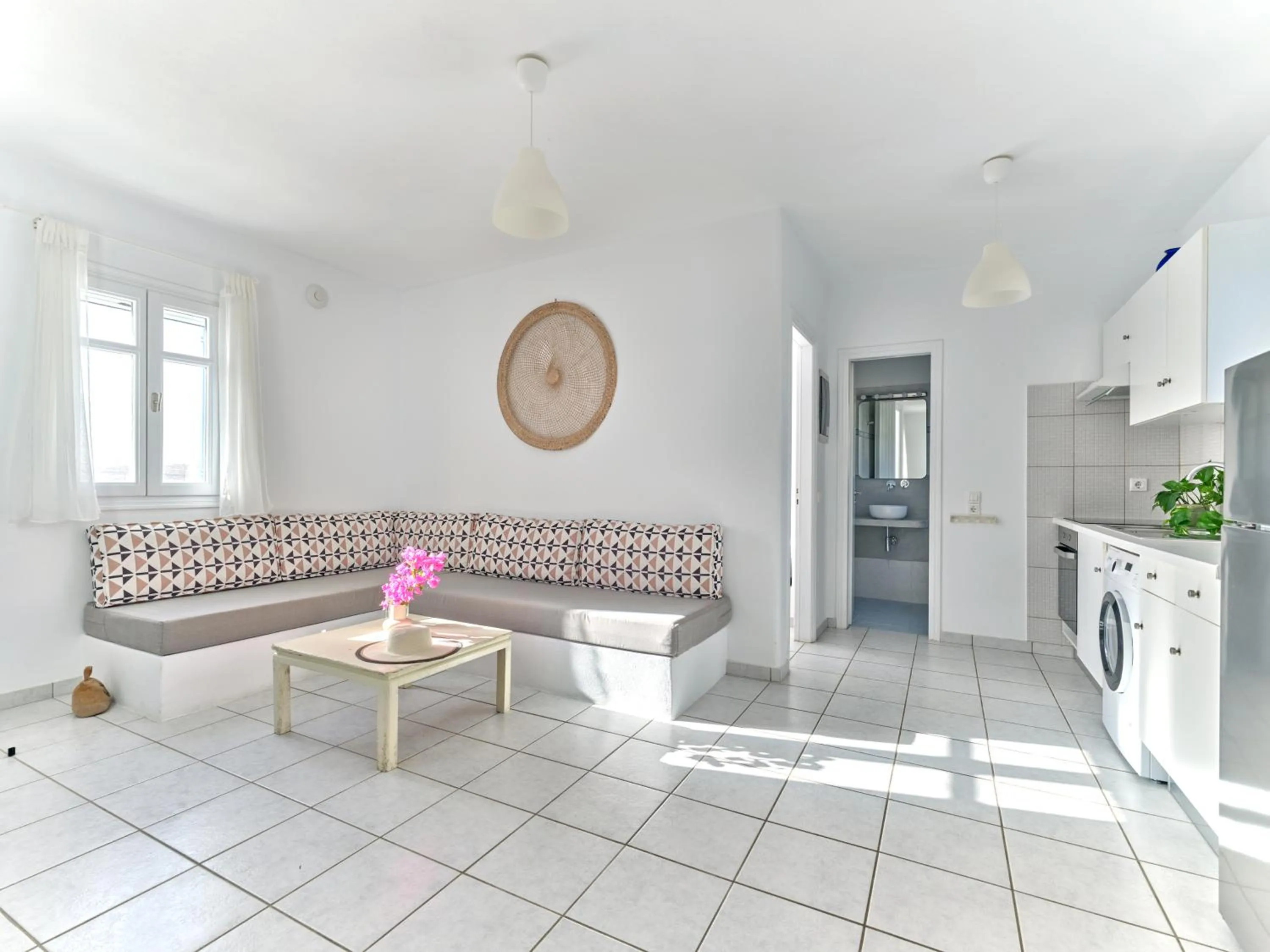 Living room in Cleopatra Seaside Homes, Logaras, Paros