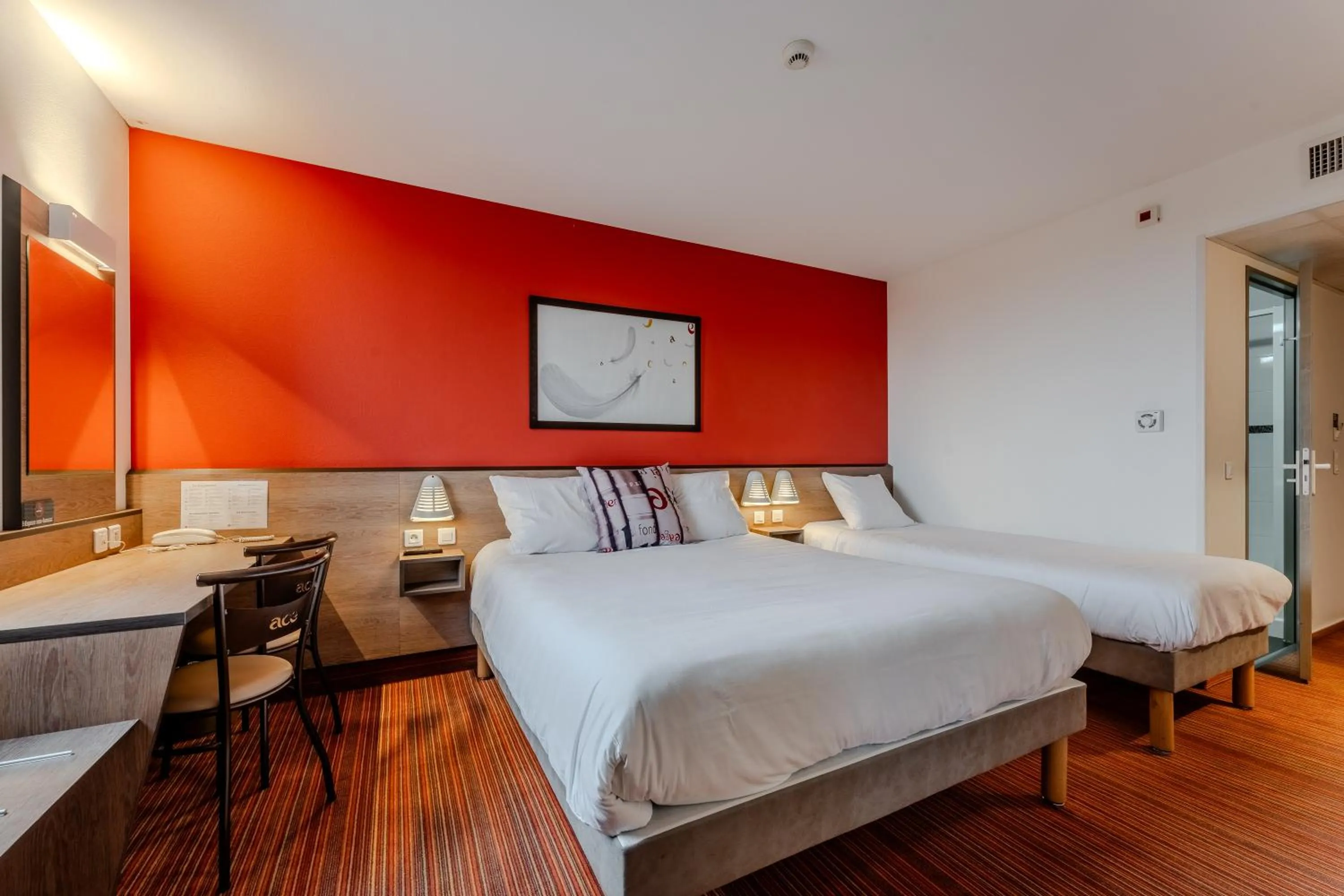 Bed in Ace Hôtel Paris Roissy