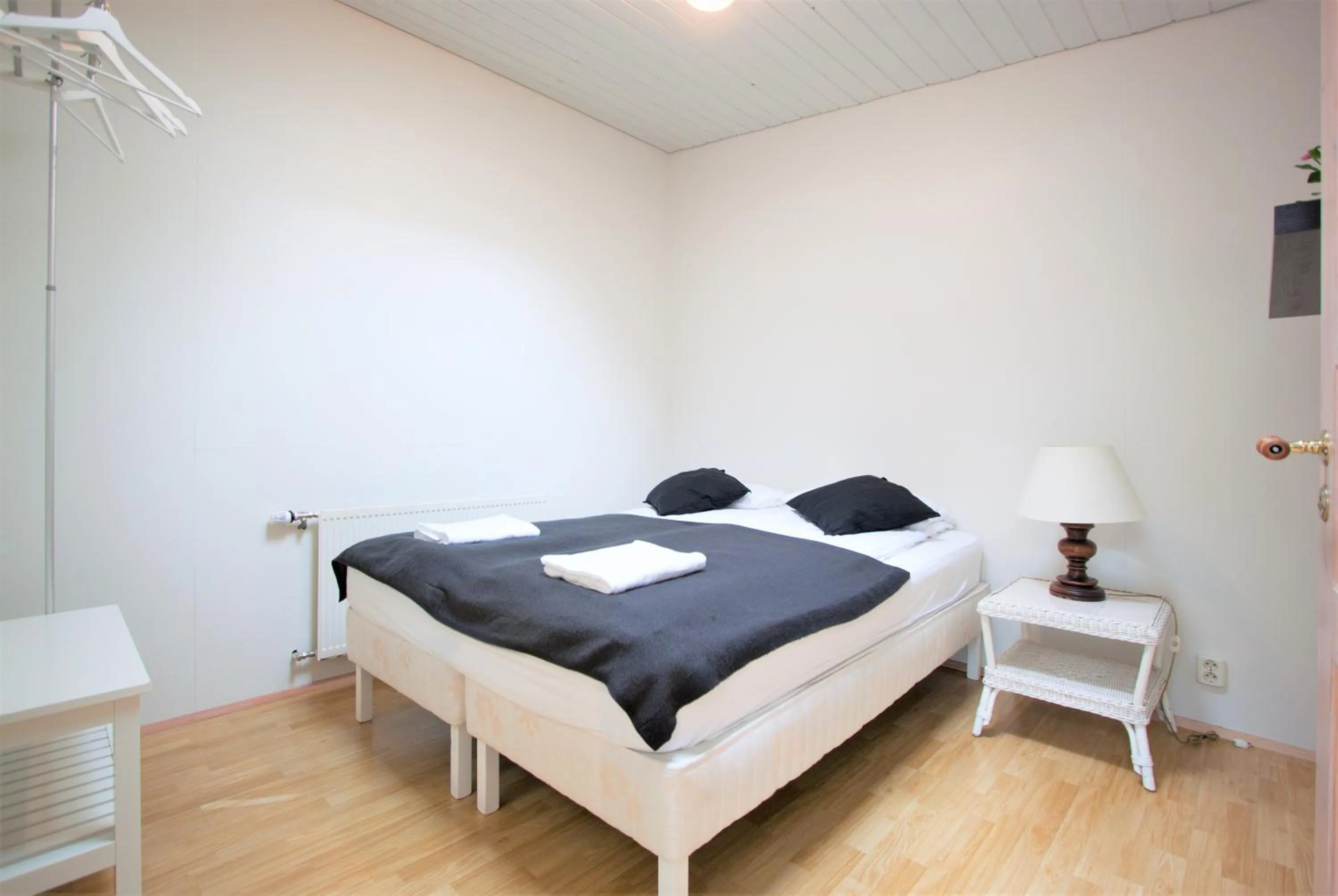 Bedroom, Bed in Odinn Reykjavik Odinsgata Apartments