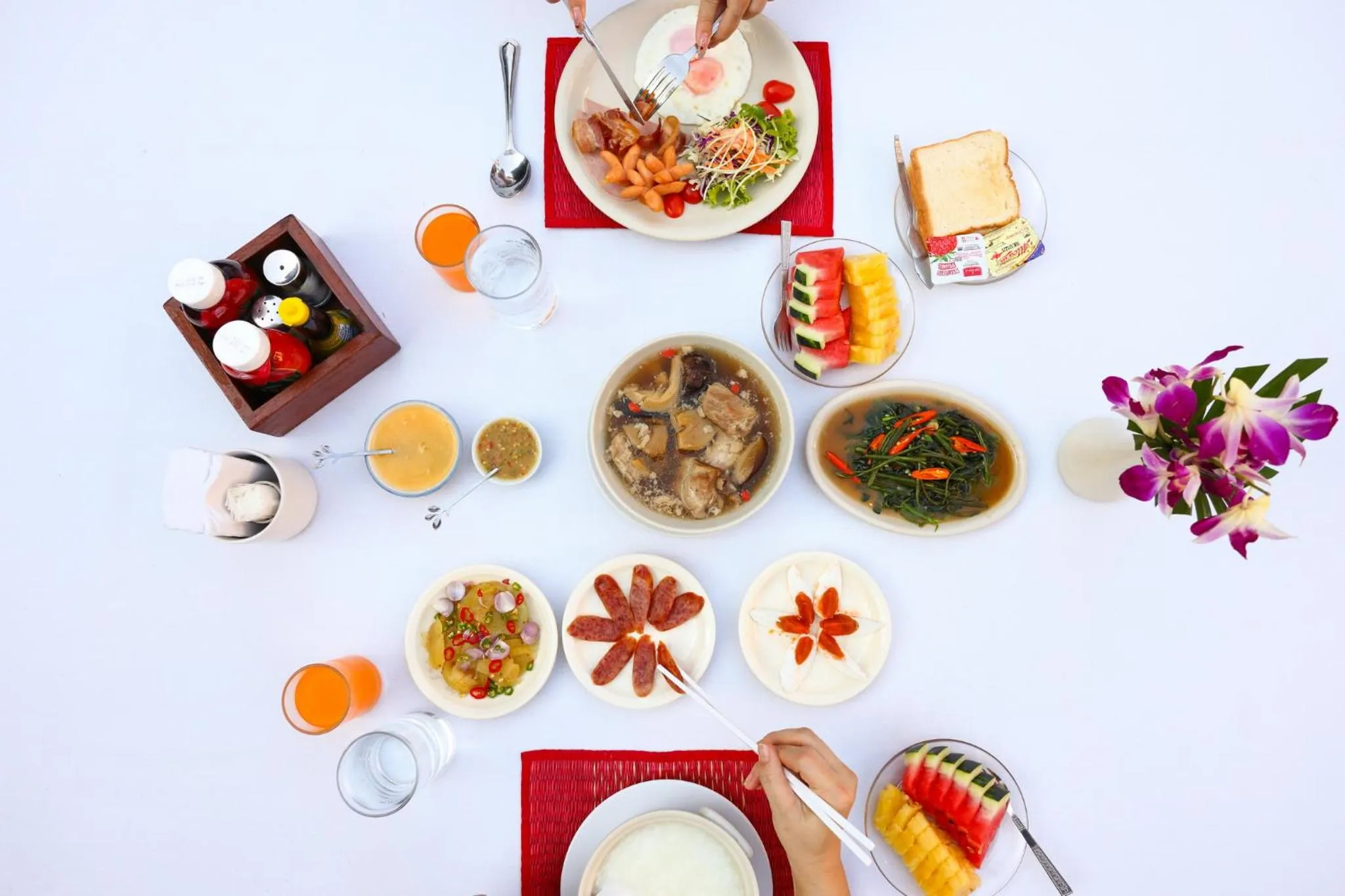 Breakfast in Wienglakor Hotel Lampang