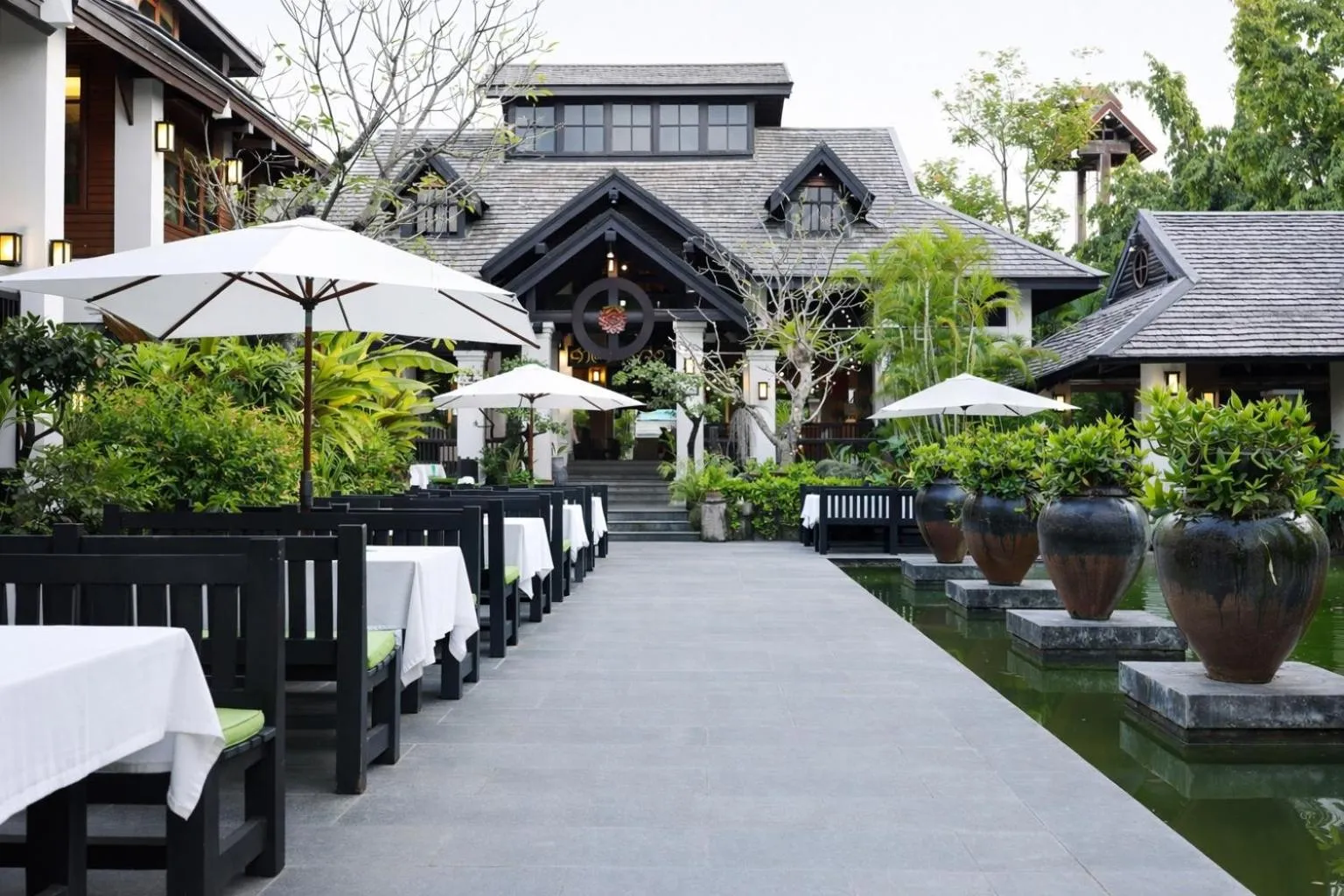 Dining area in Wienglakor Hotel Lampang