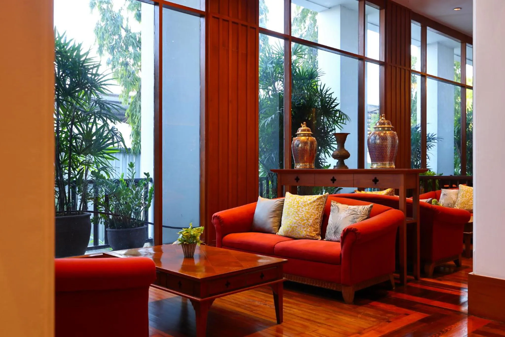 Lobby or reception in Wienglakor Hotel Lampang