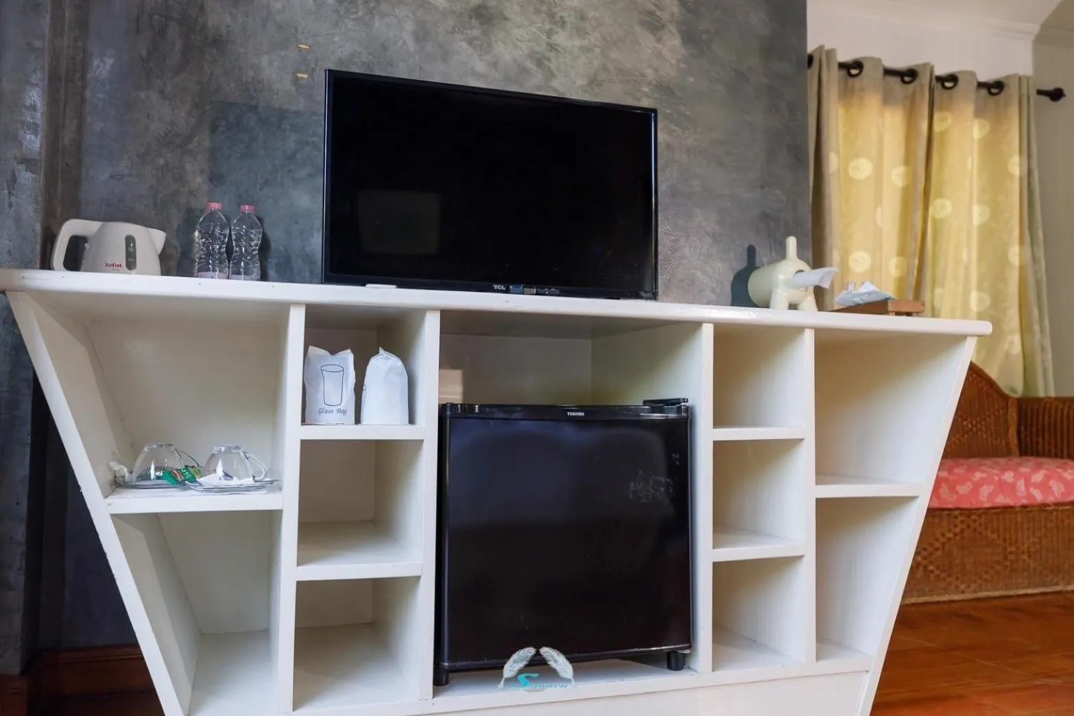 TV and multimedia in Suanya Kohkood Resort and Spa