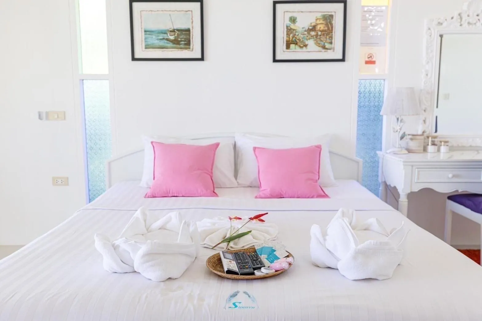 Bed in Suanya Kohkood Resort and Spa