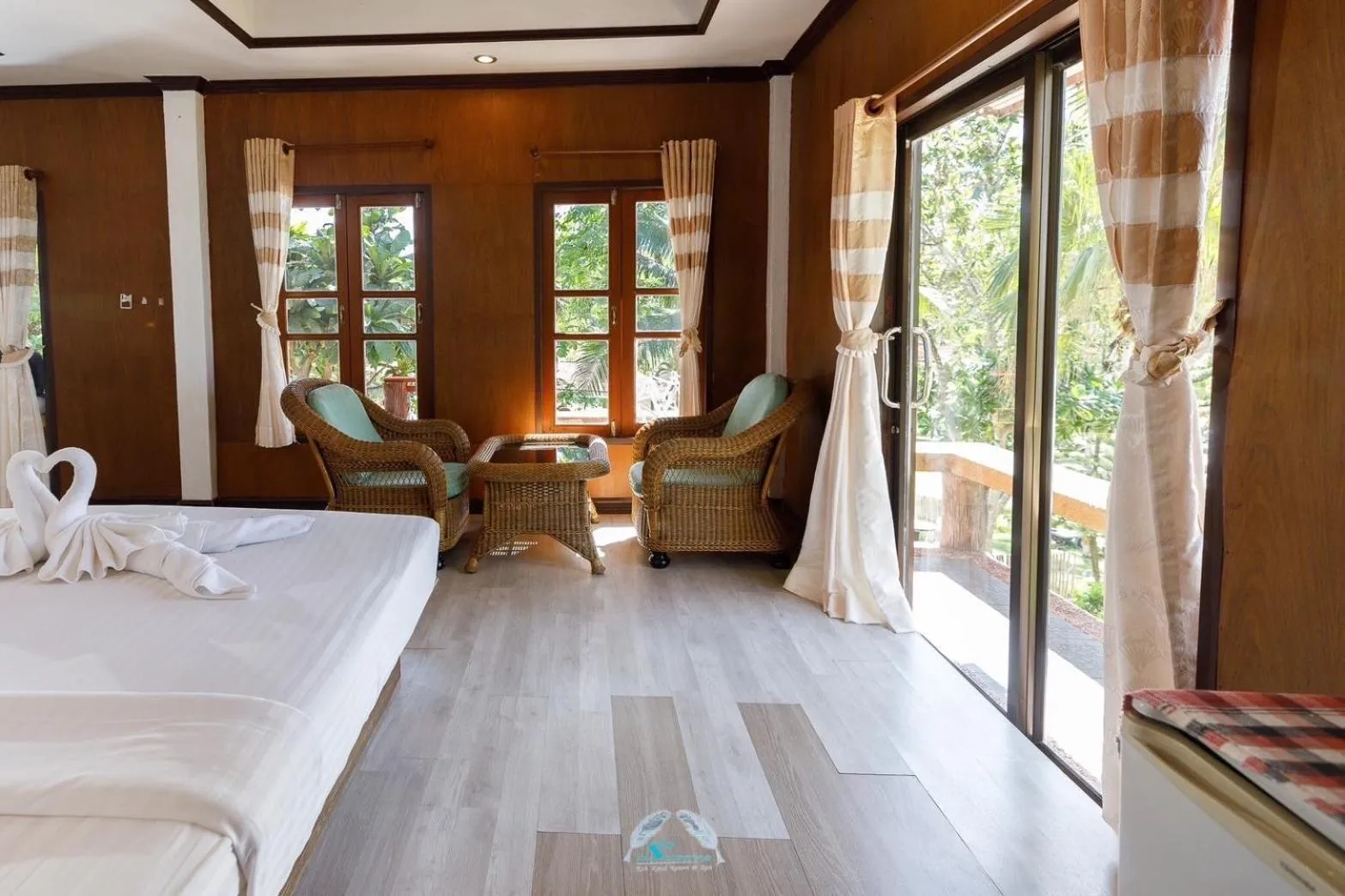 Photo of the whole room, Bed in Suanya Kohkood Resort and Spa