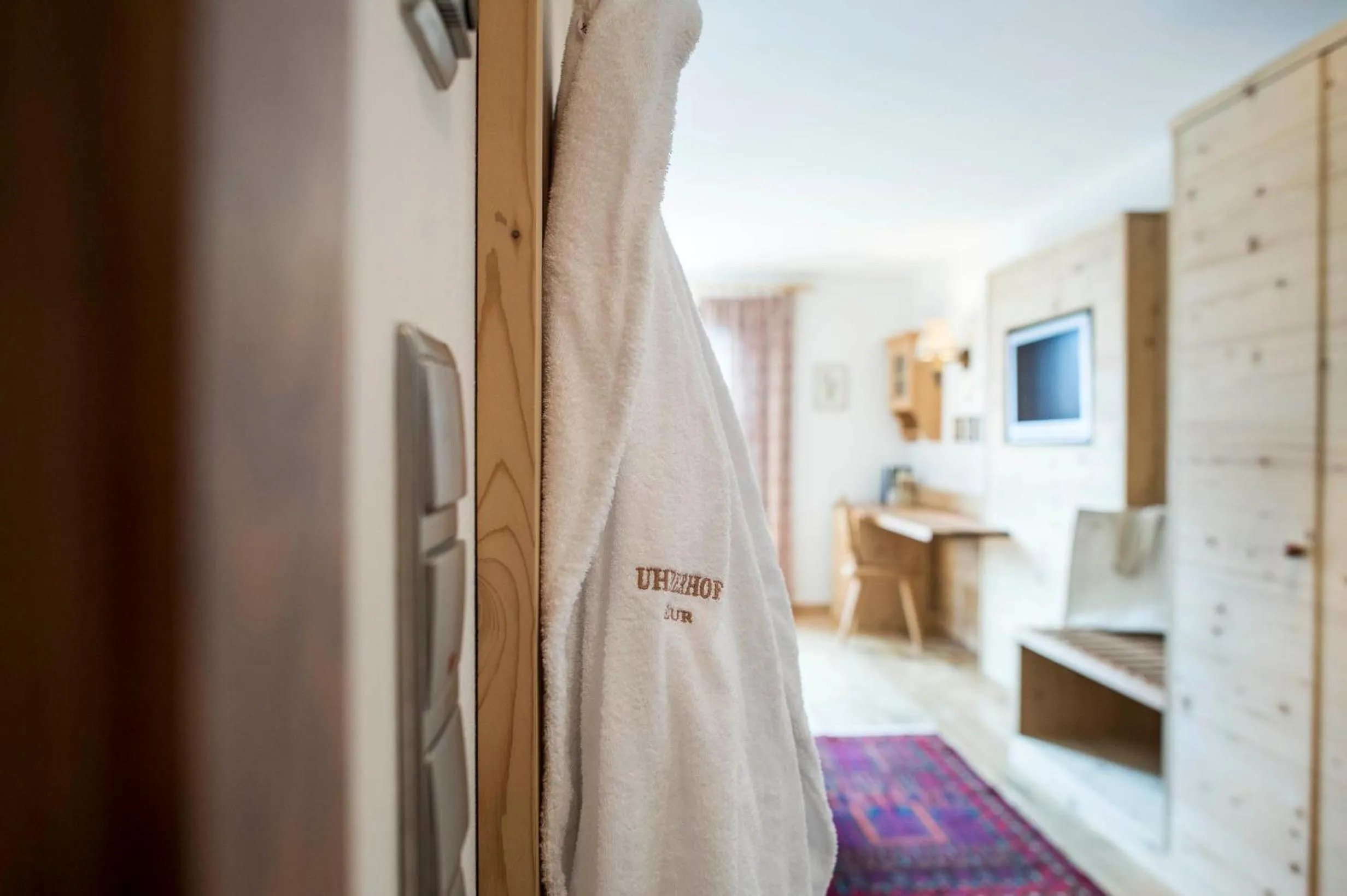 Decorative detail in Charmehotel Uhrerhof - Deur