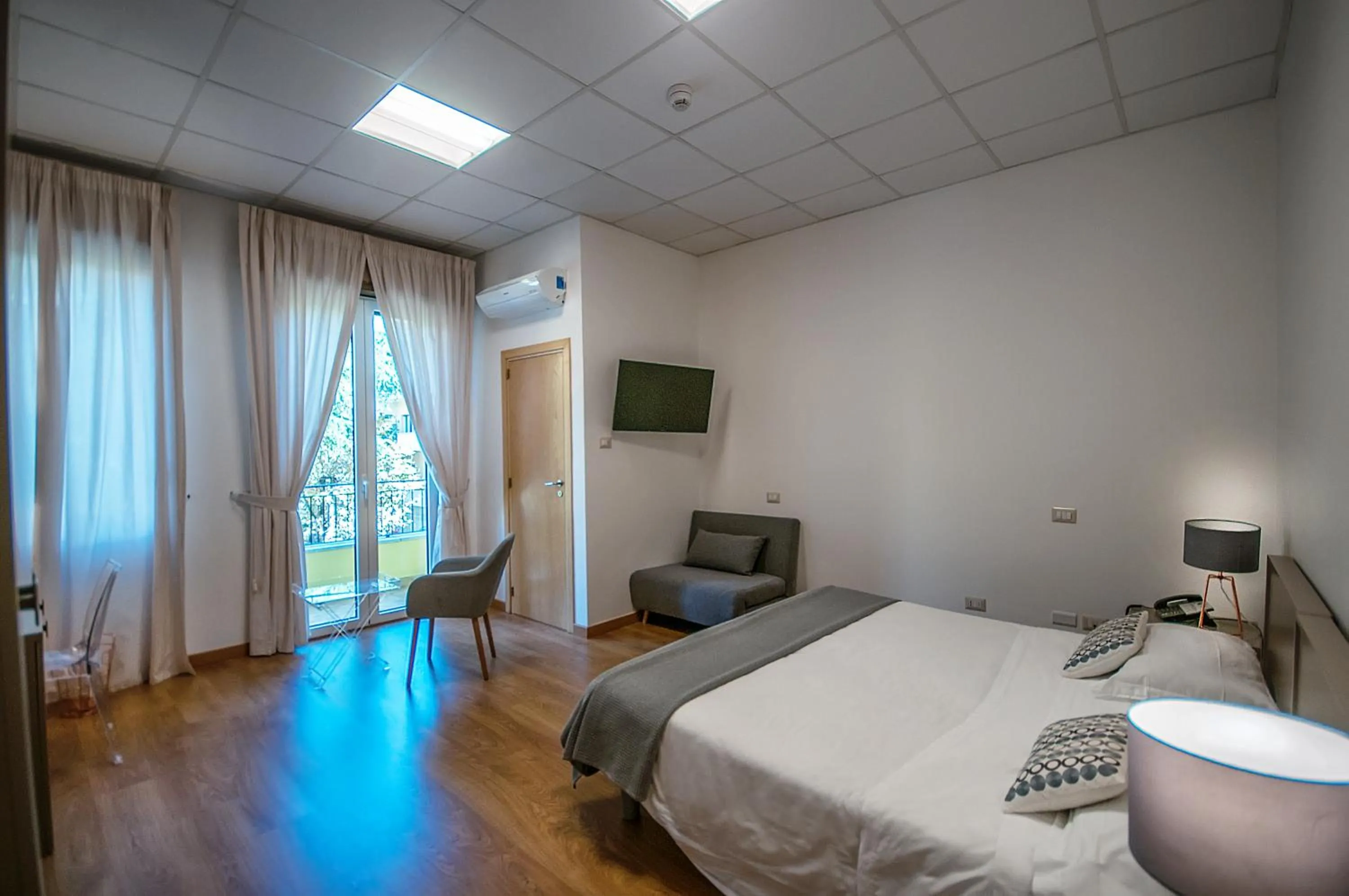 Photo of the whole room in Villa Albina