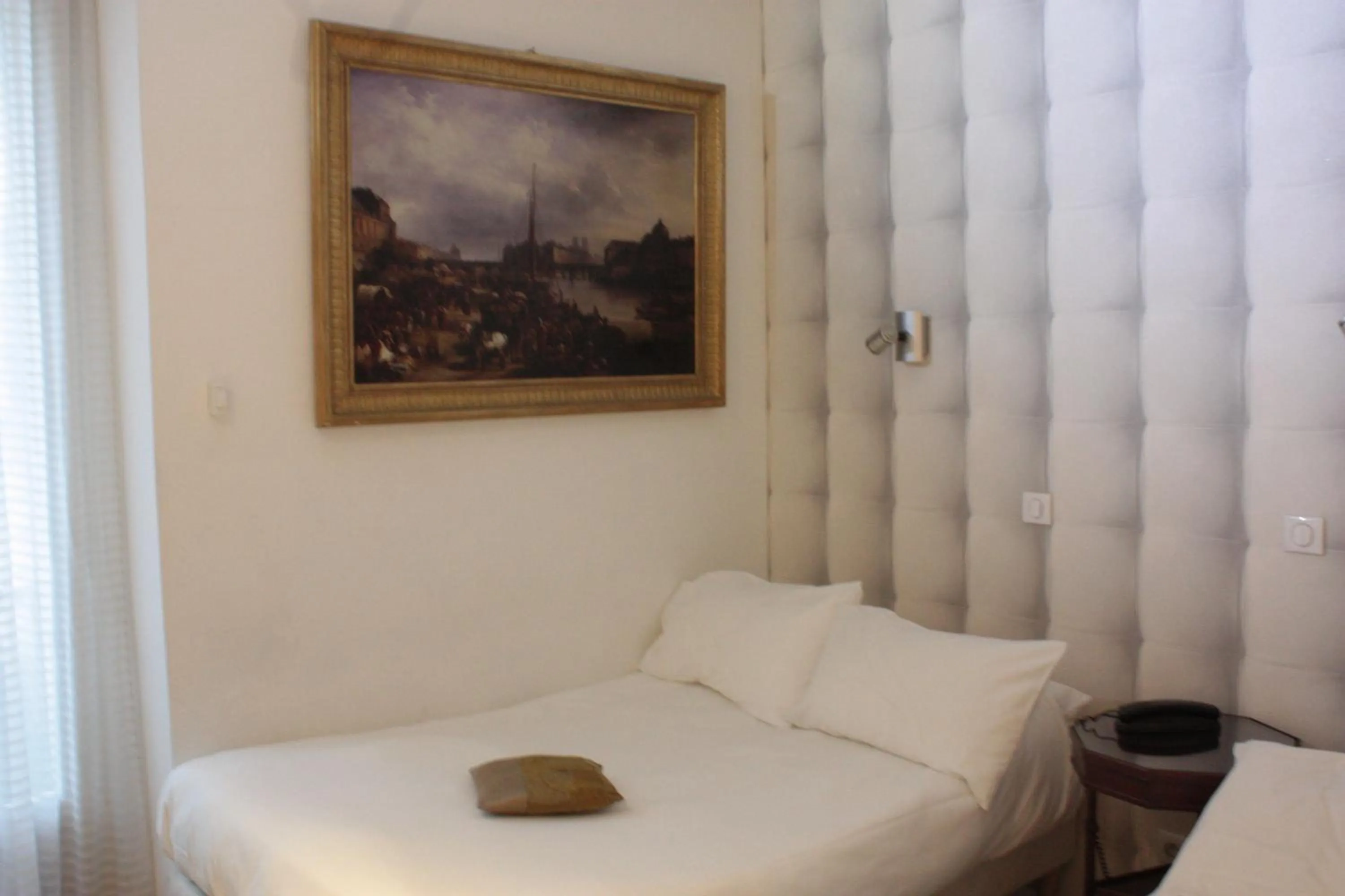 Bedroom, Bed in Hotel Hauteville Opera