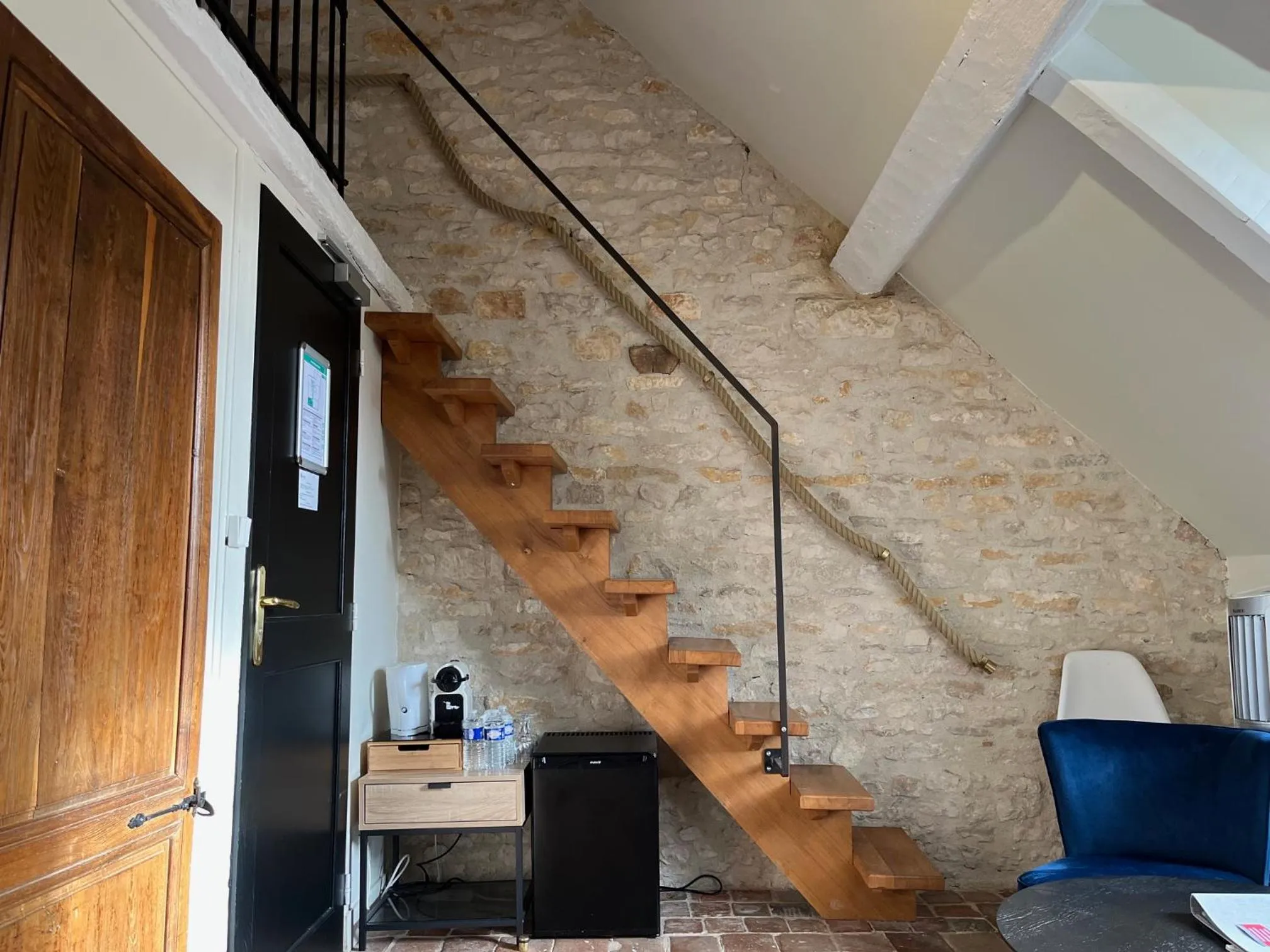 Les Glycines Vézelay