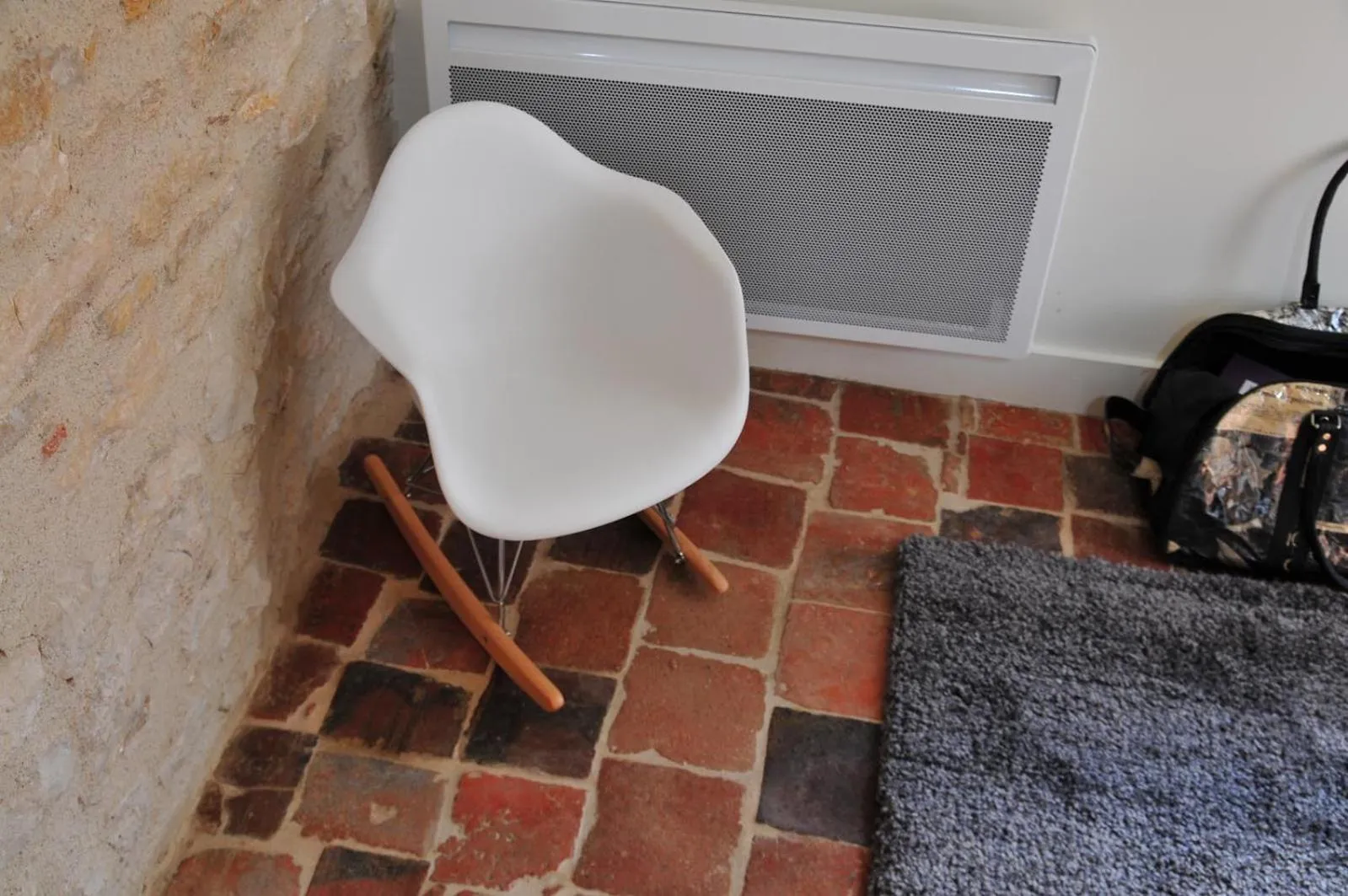 Seating area in Les Glycines Vézelay