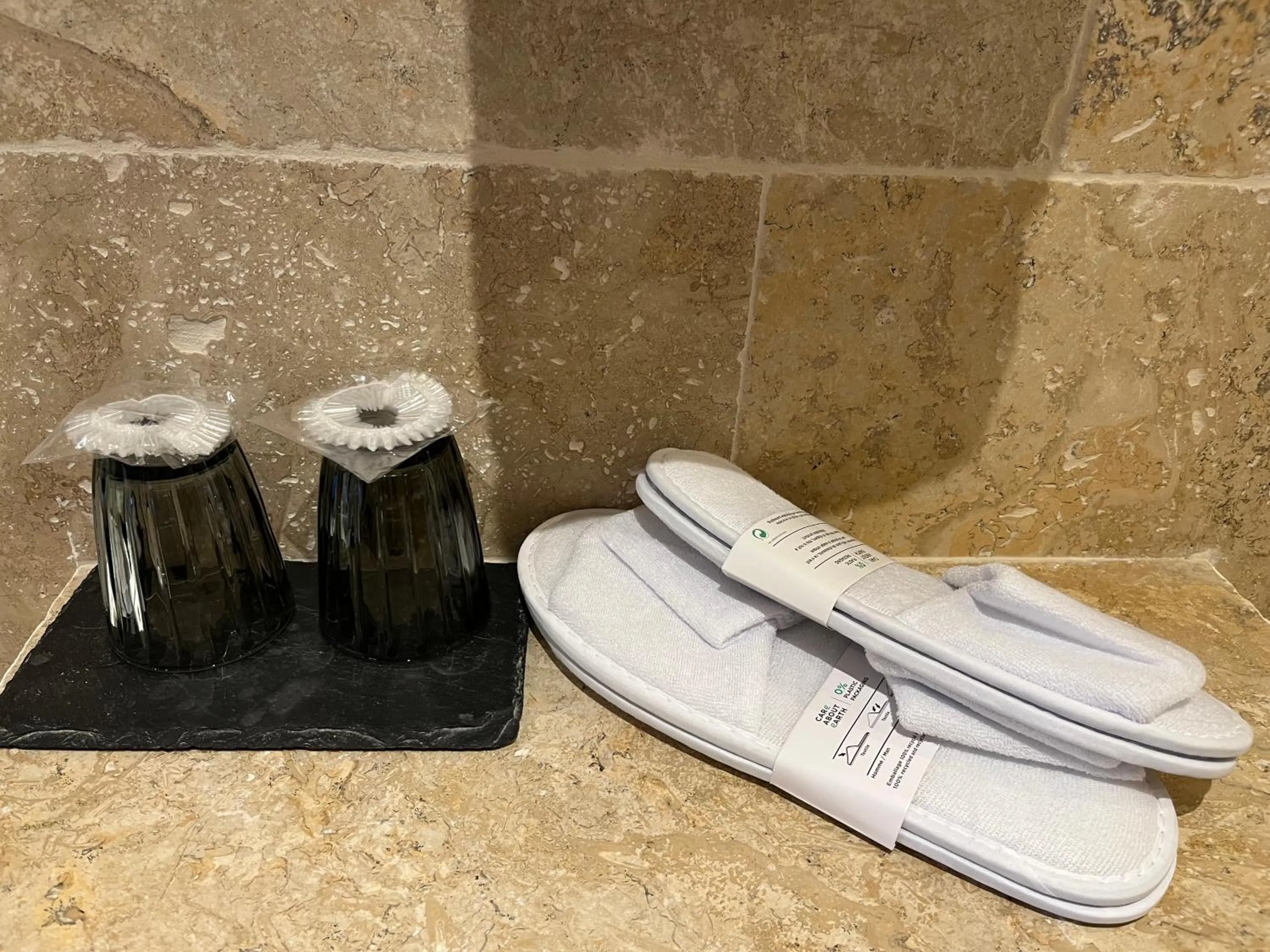 Les Glycines Vézelay